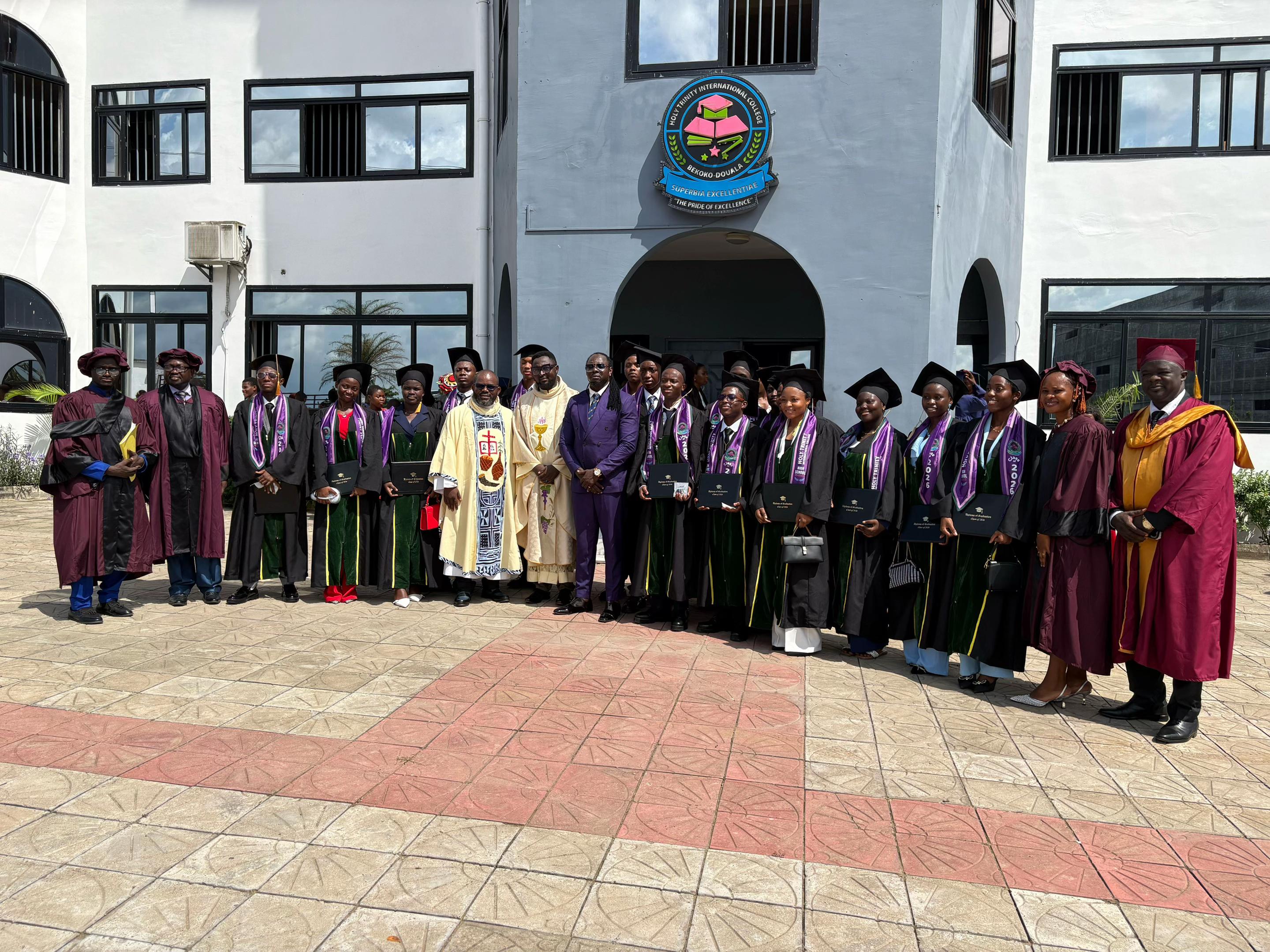 @HOLY TRINITY INTER COLLEGE