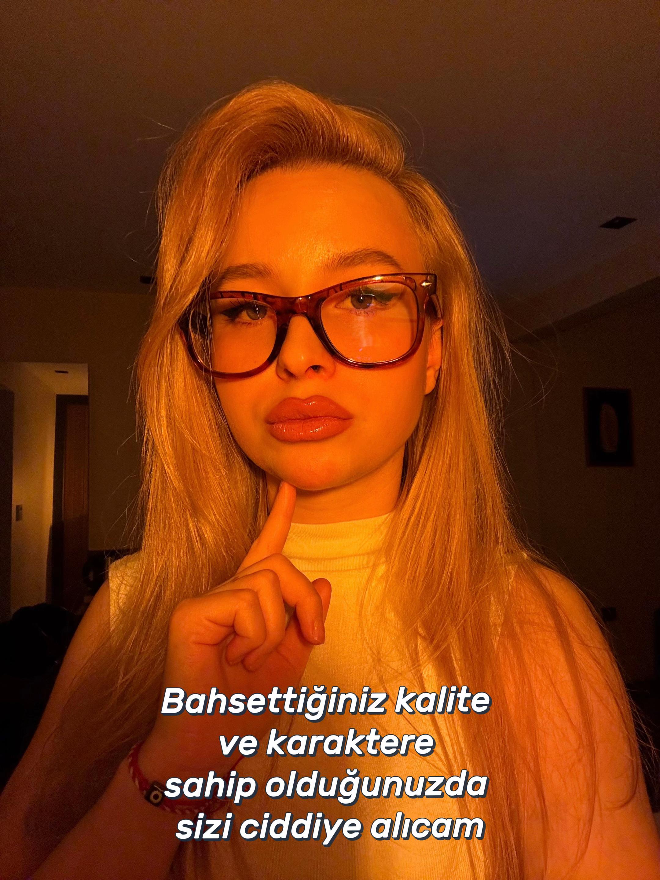 @_nazliii10