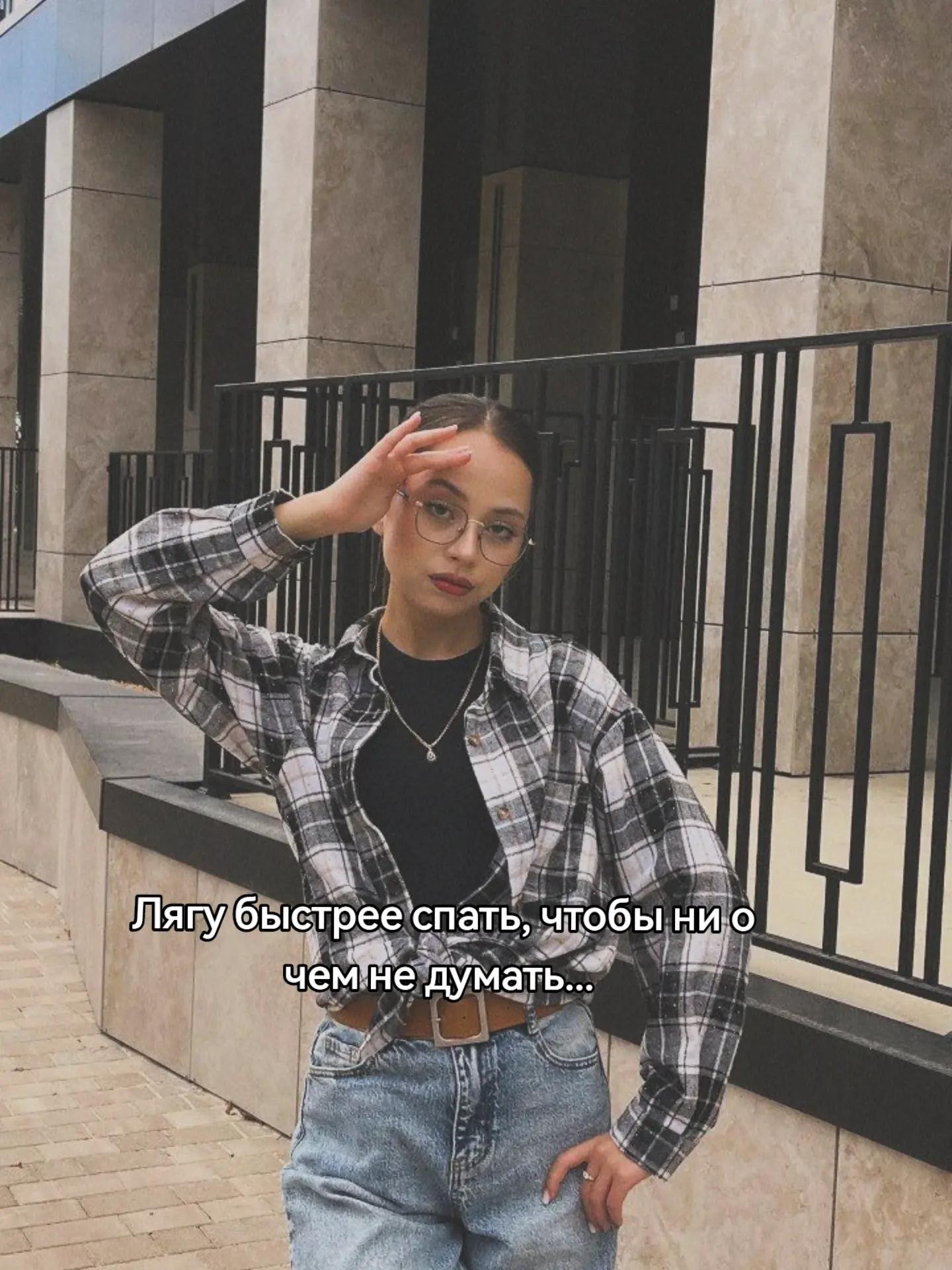 @°M