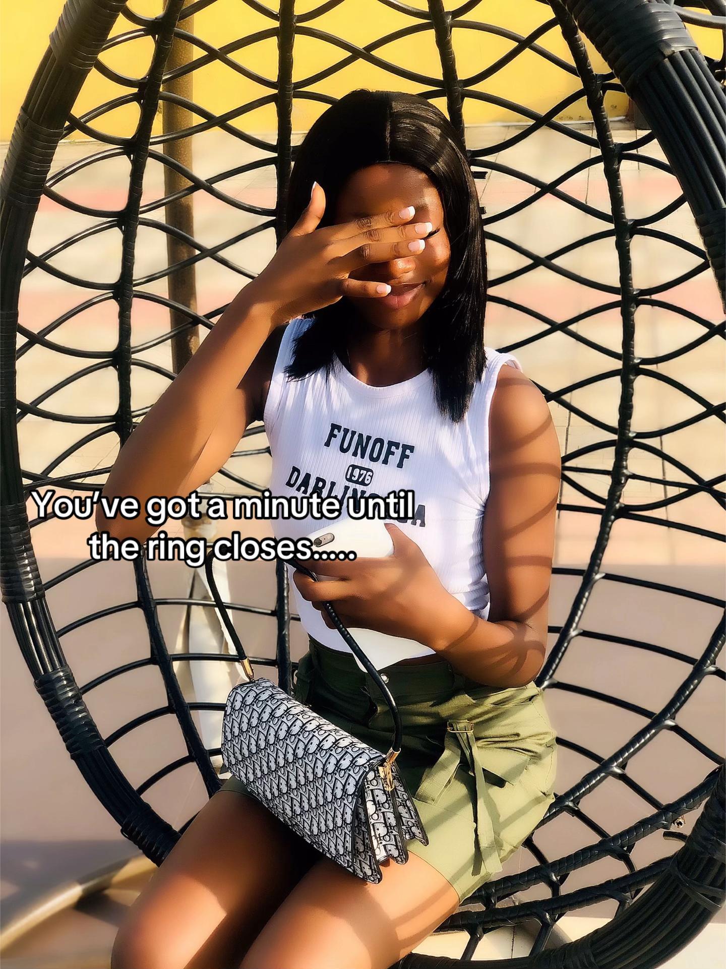 @Ms. Lola🌸❤️