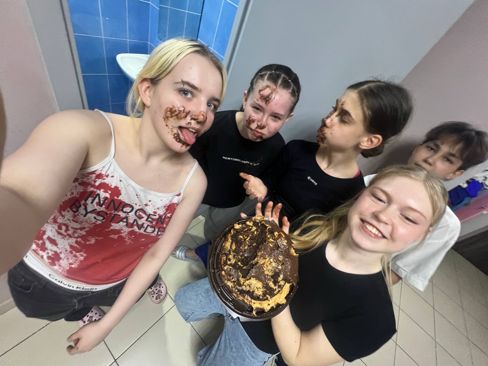 @крис🧟♀️