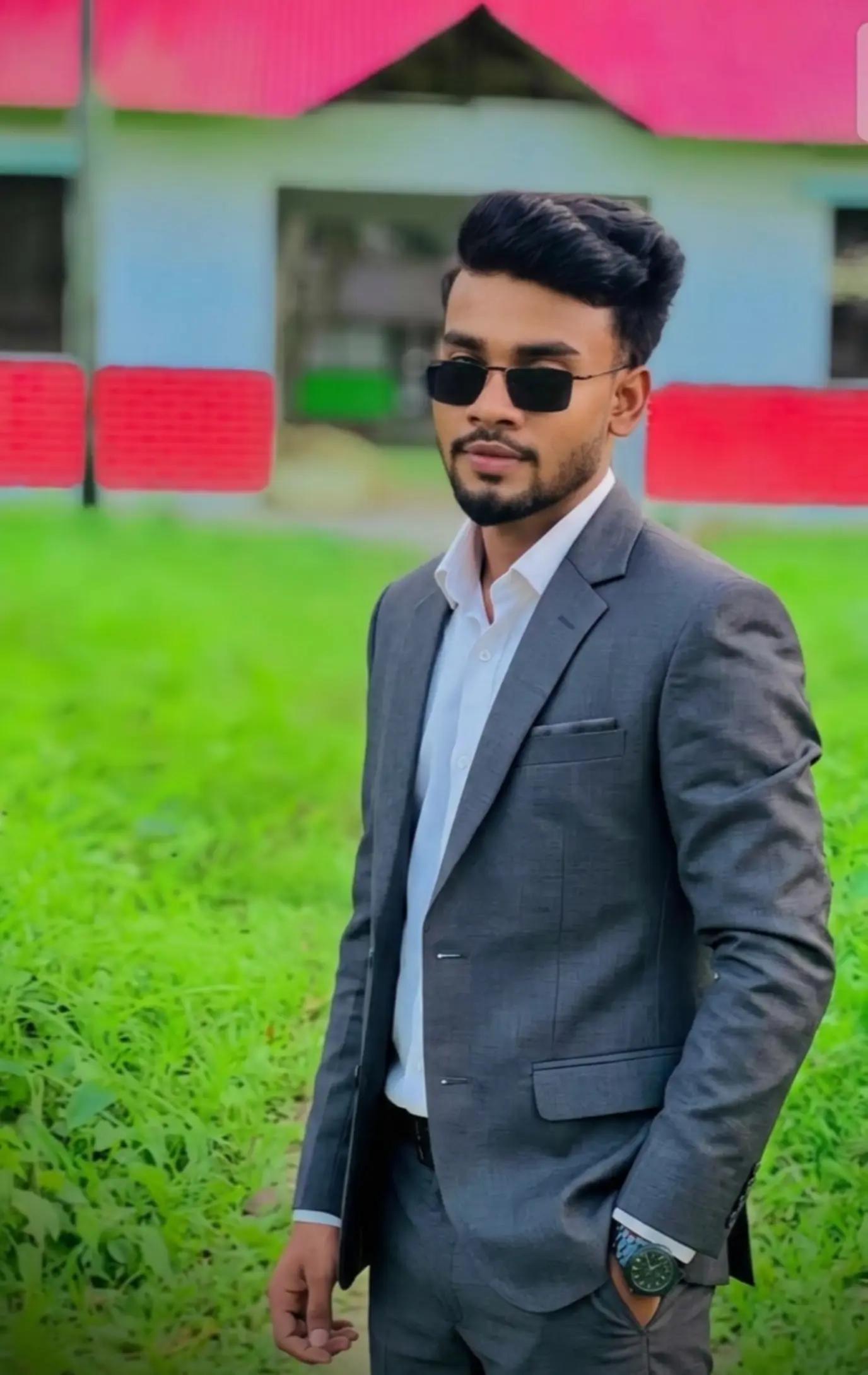 @😎>R~a~k~i~b<😎