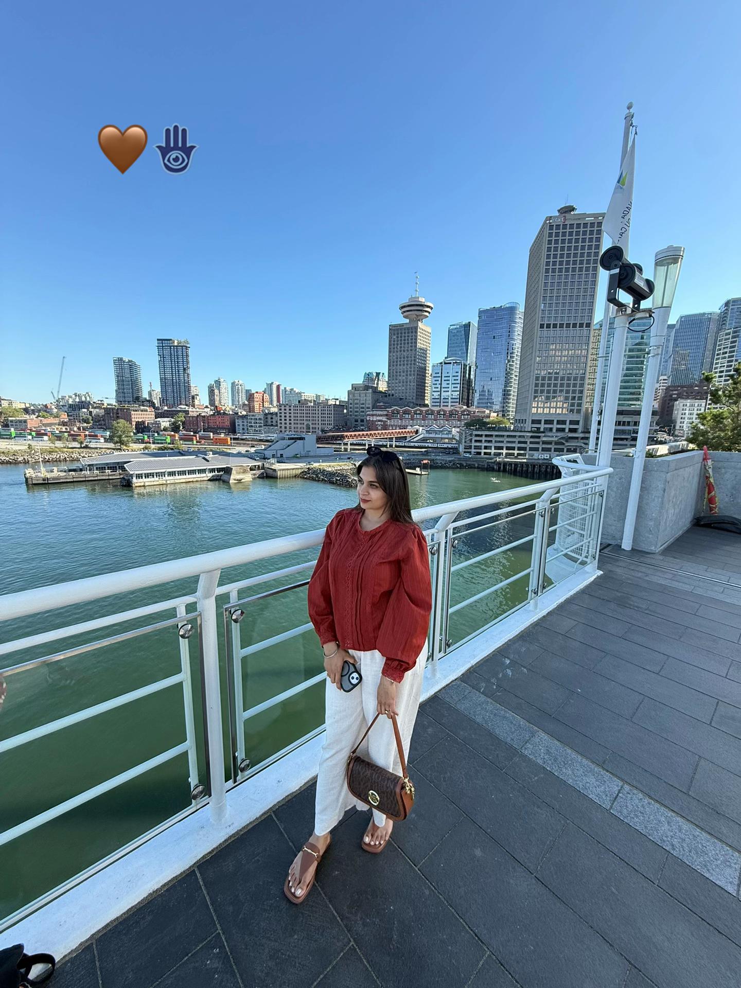 @komal_khaira97