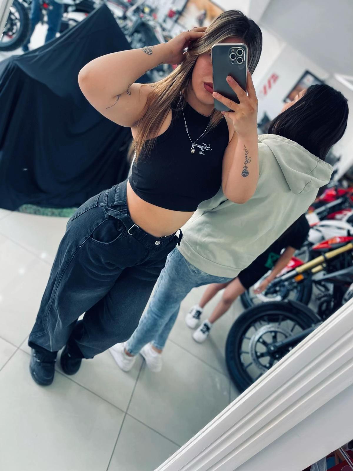 @Melaa_027