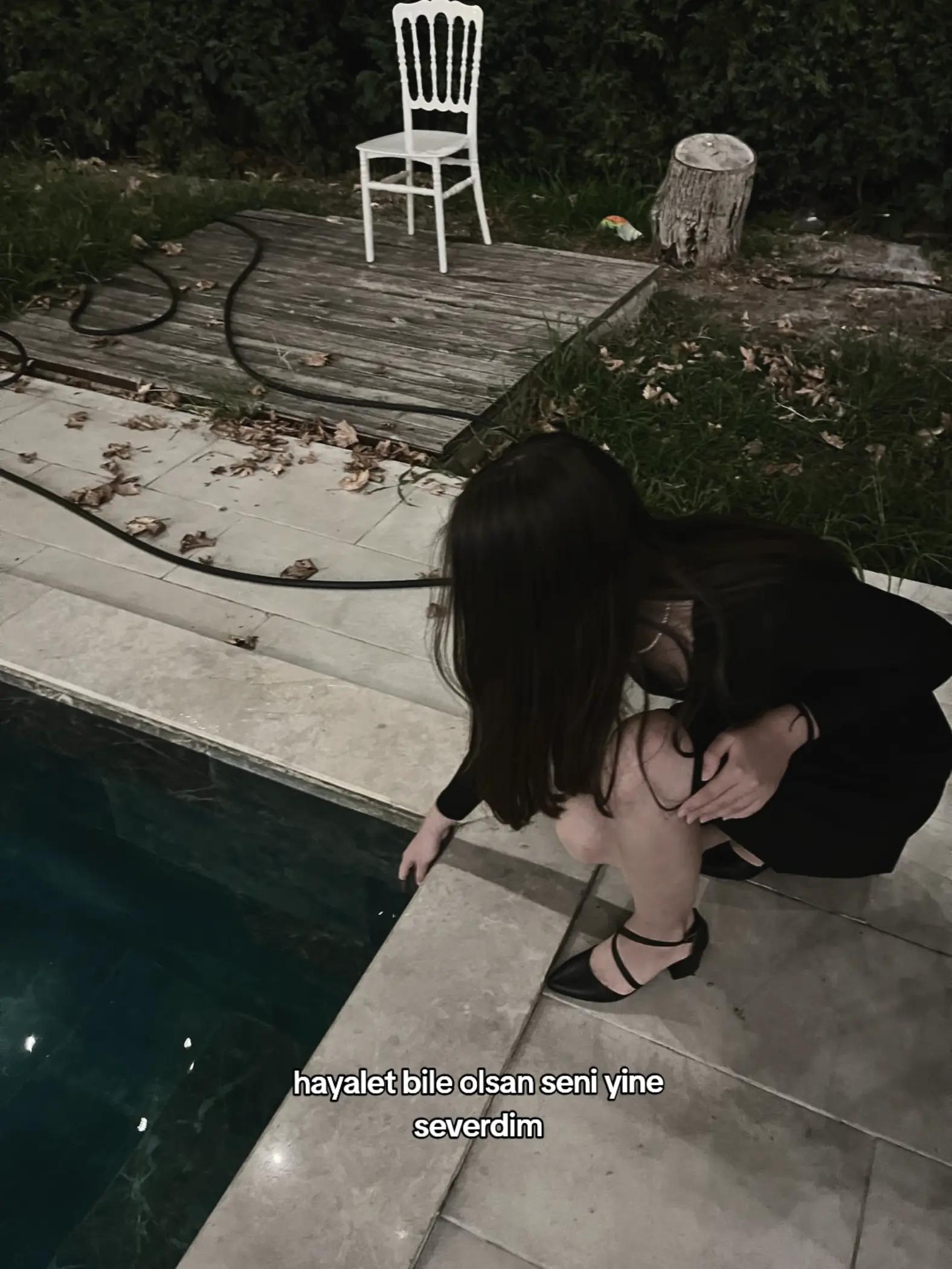 @𝓜𝓮𝓵𝓲𝓴𝓮丰