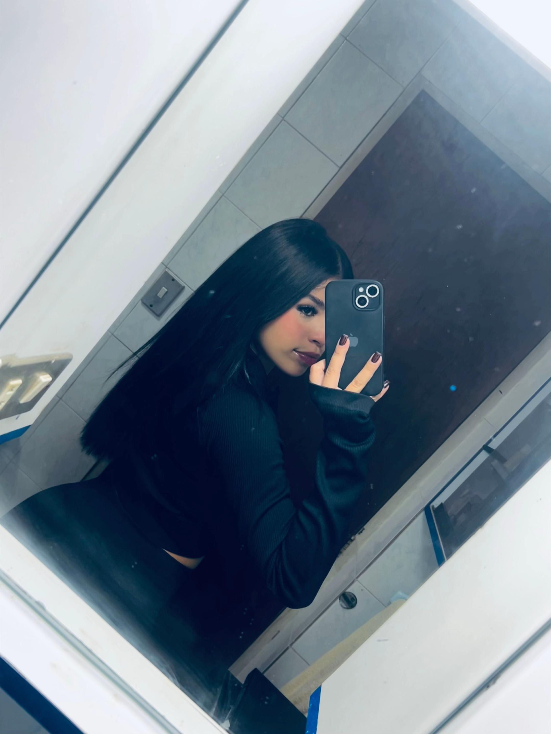 @𝐕🧸