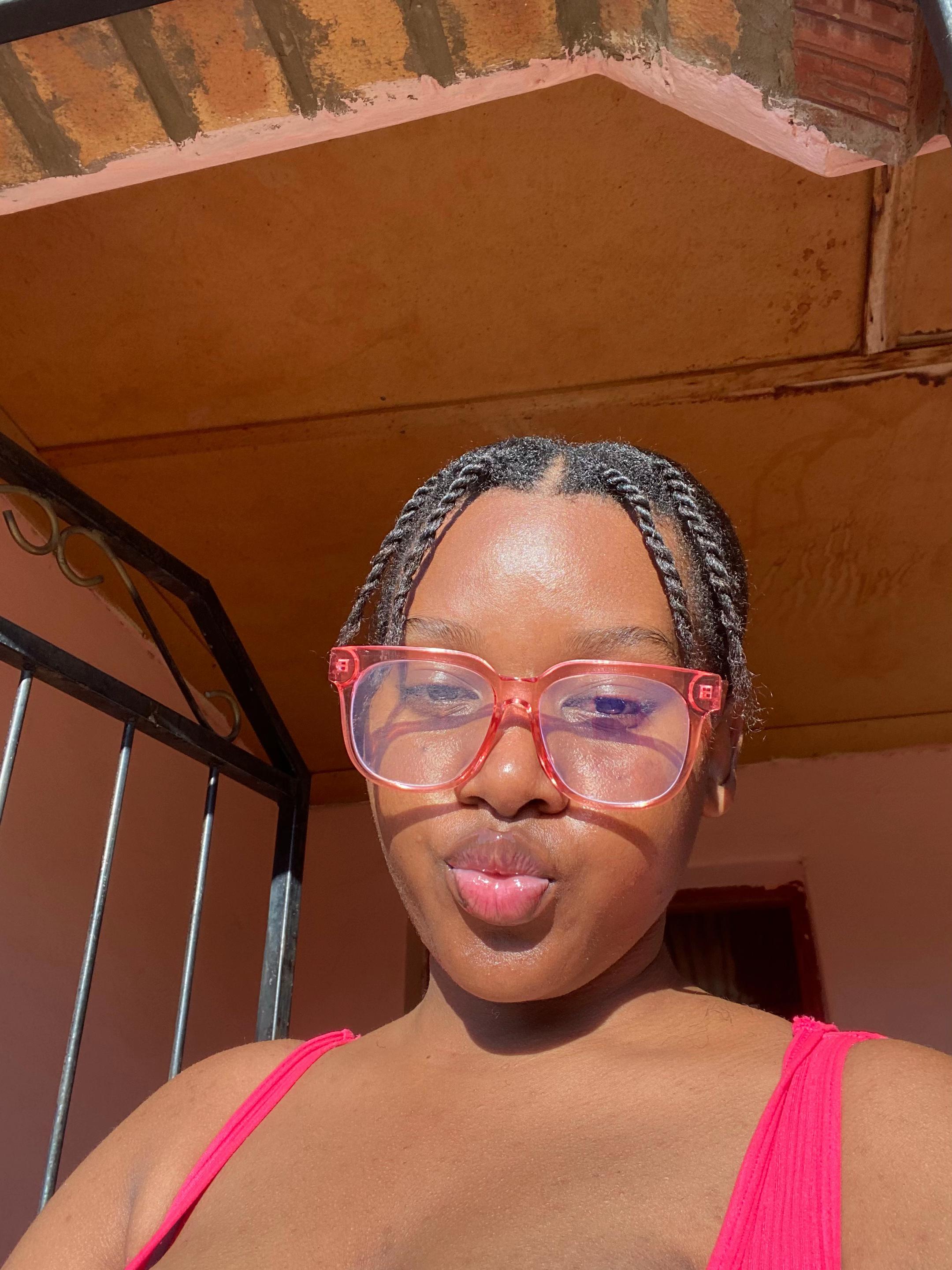 @Iviwe