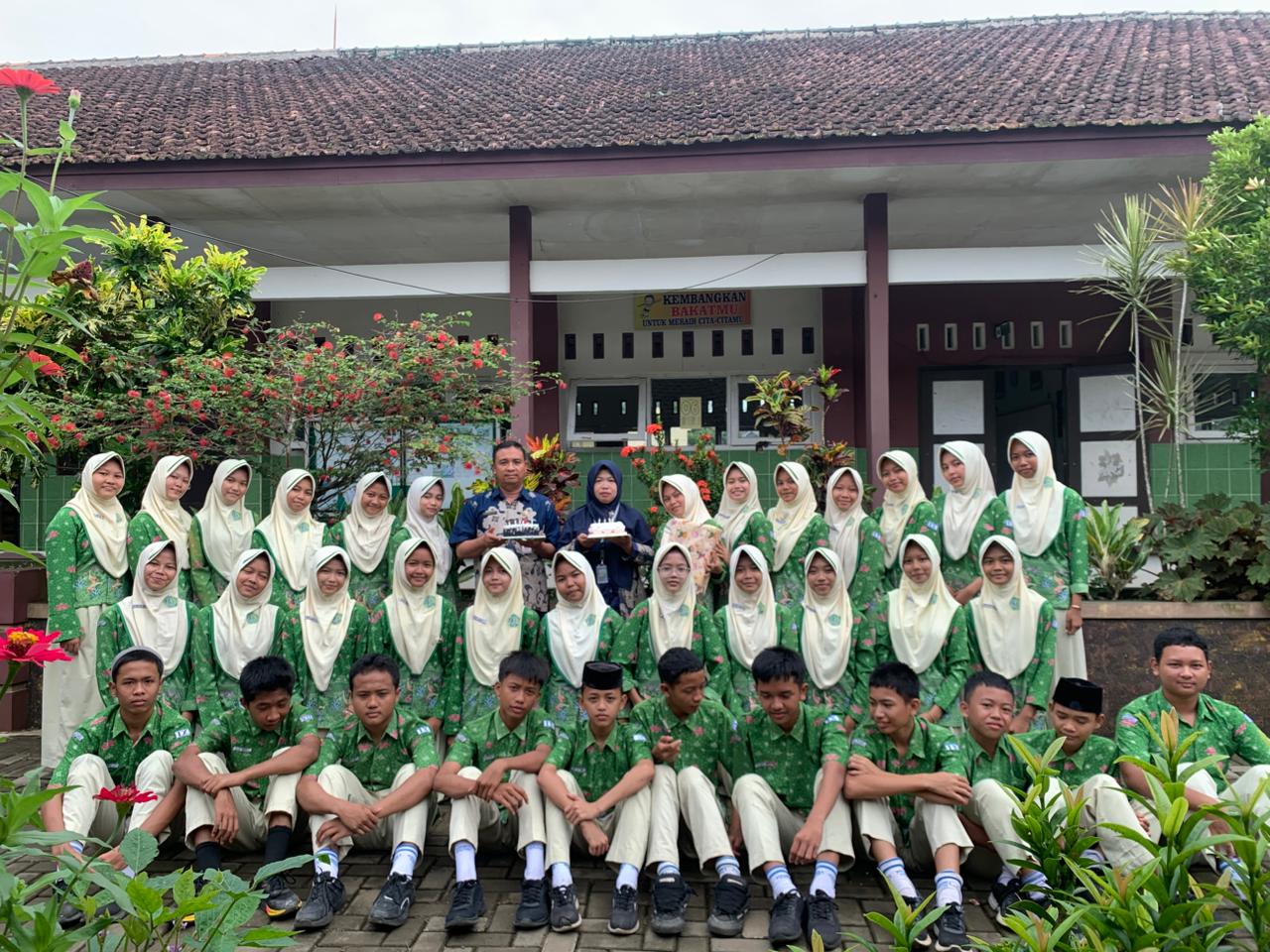 @nice class of nine f