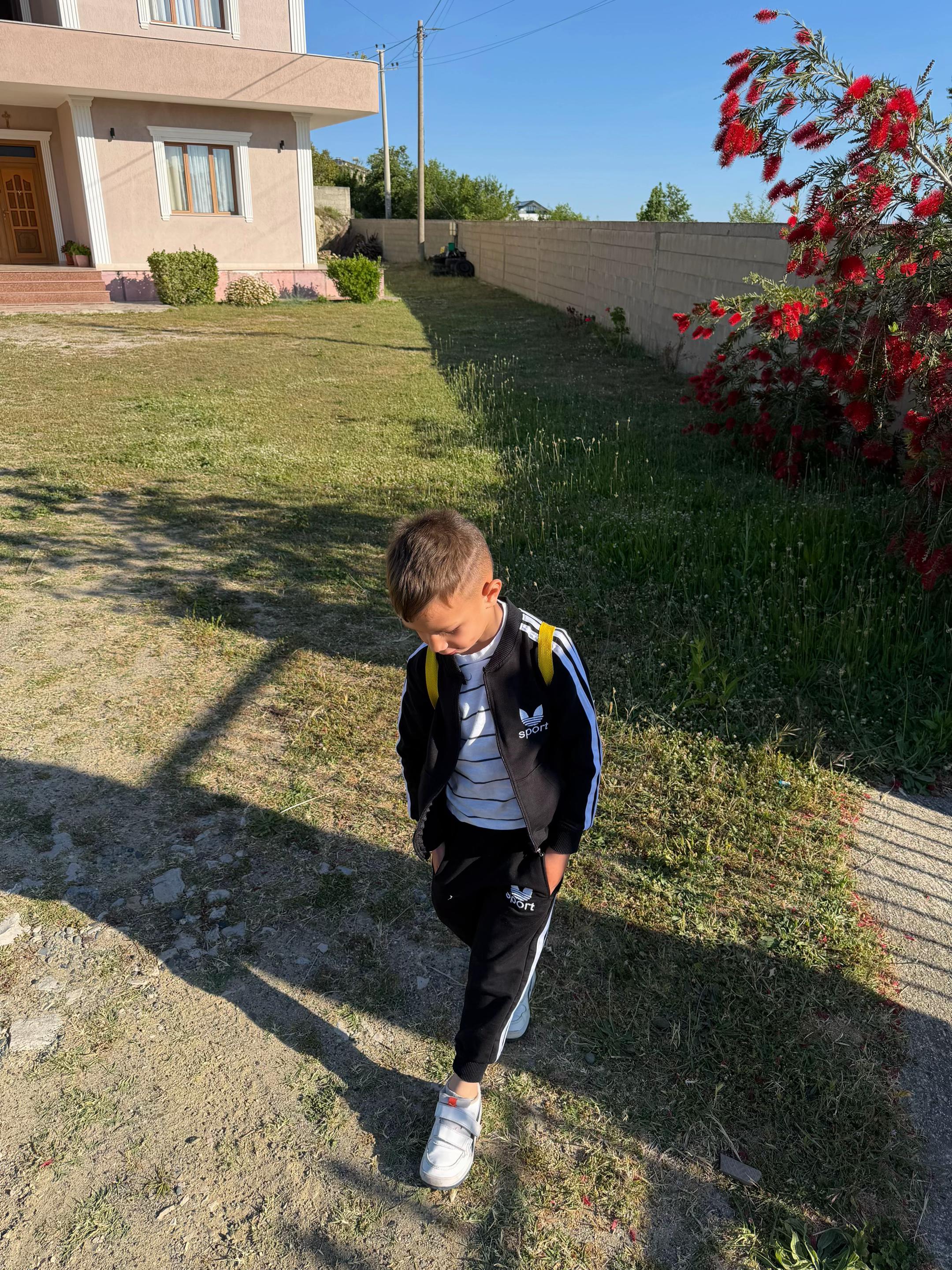 @Sidorelaproja👨&zwj;👨&zwj;👦&zwj;👦