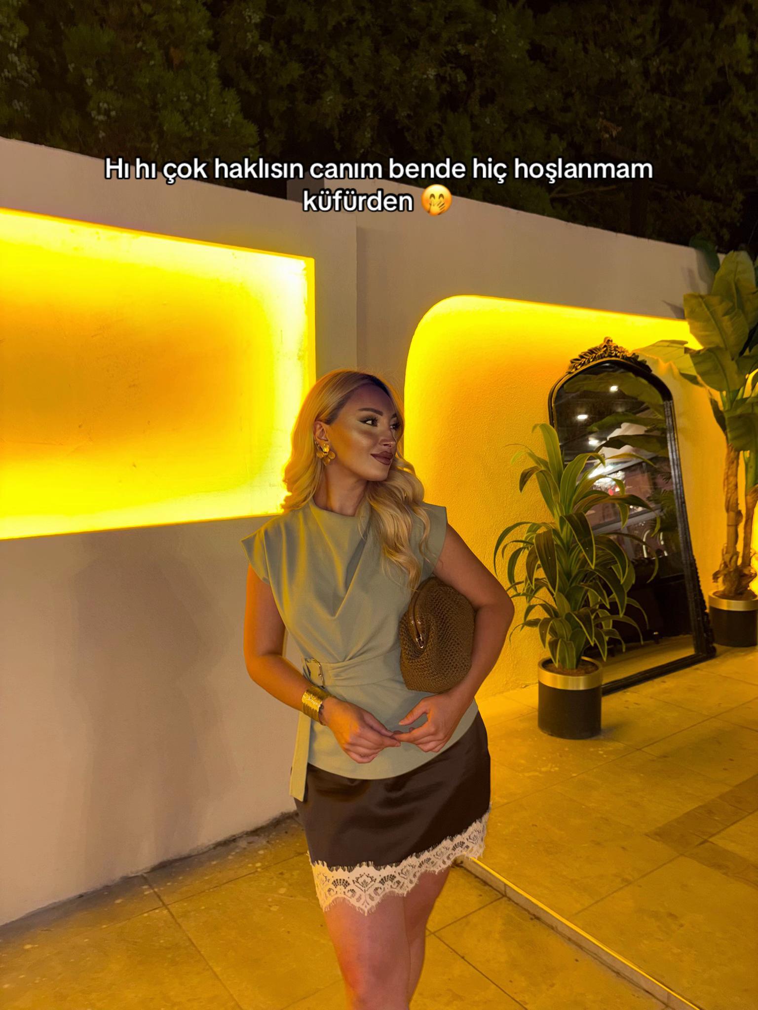 @Beyza Akmeşe