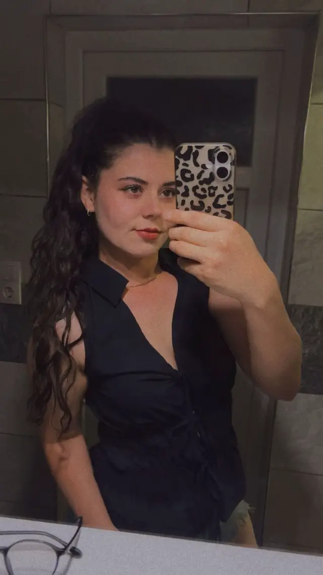 @G&uuml;lnur Kırmızı