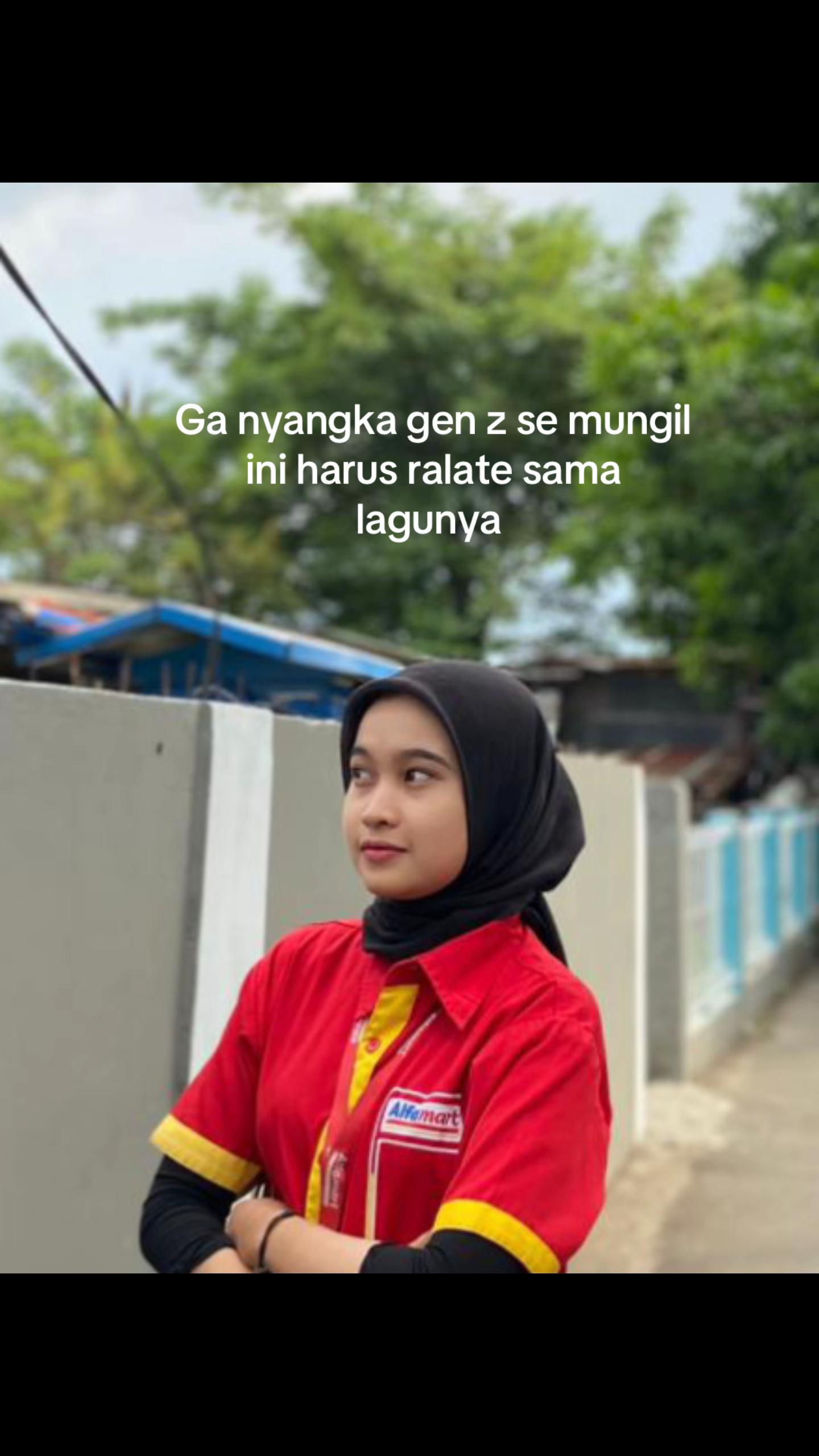 @adela