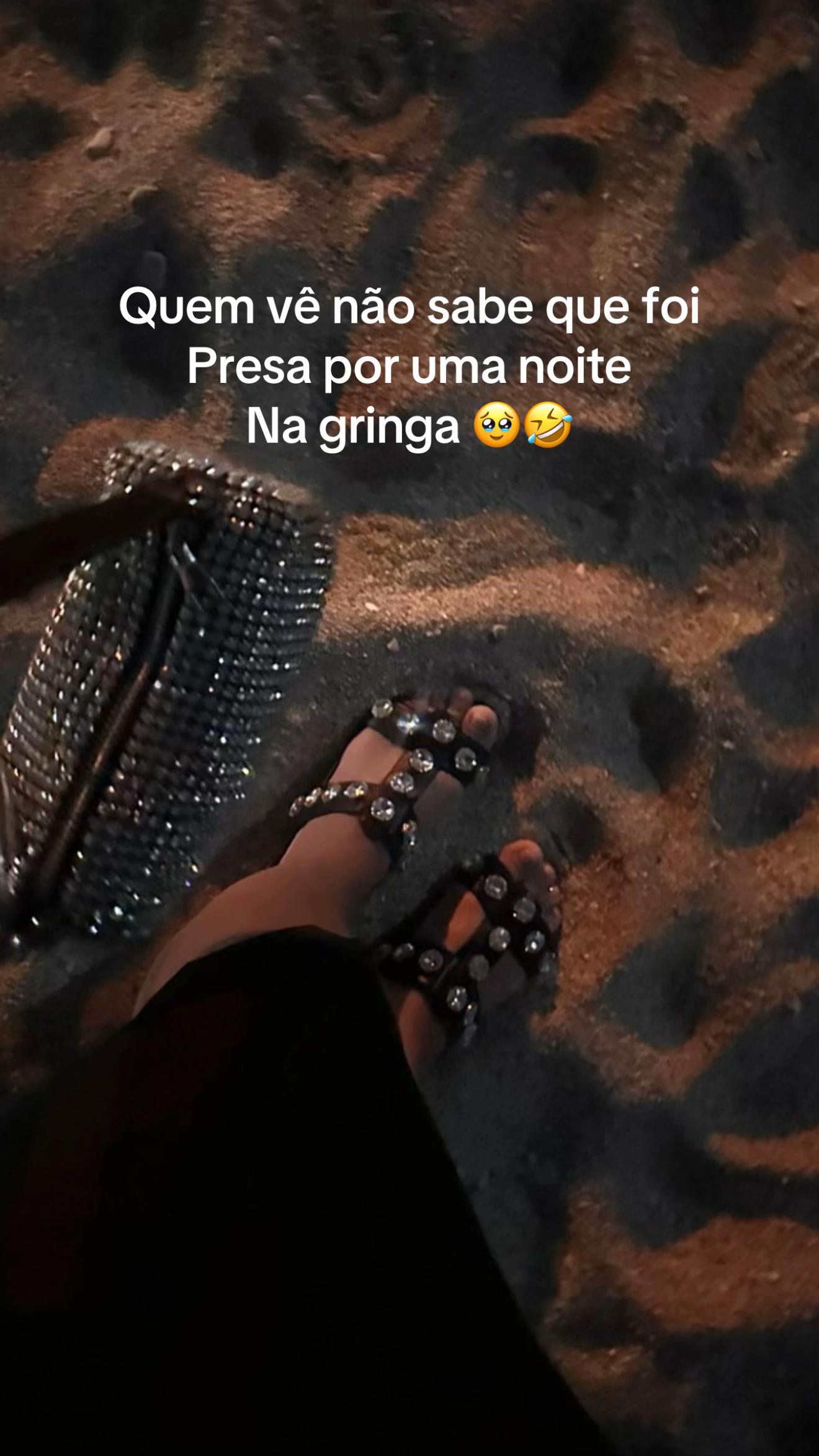 @djmonaliny