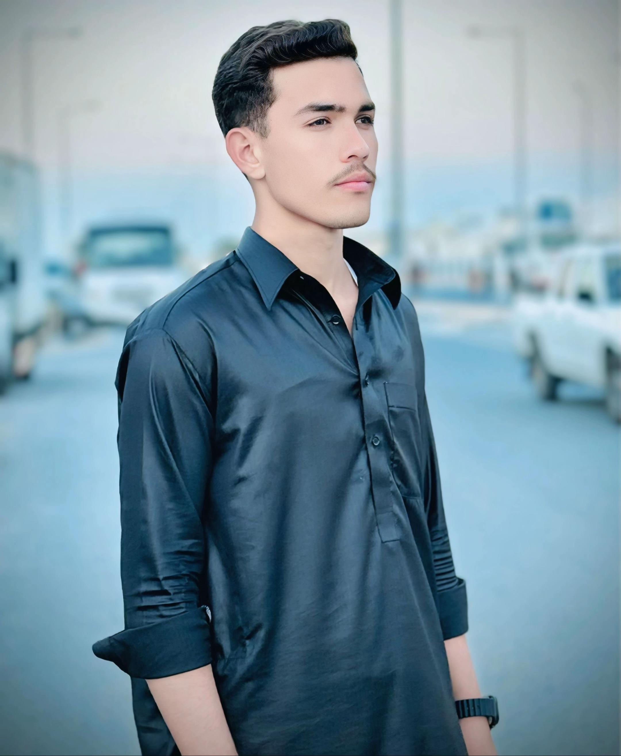 @👑𝐀𝐙𝐈𝐙 𝐆𝐔𝐑𝐔👑🇶🇦