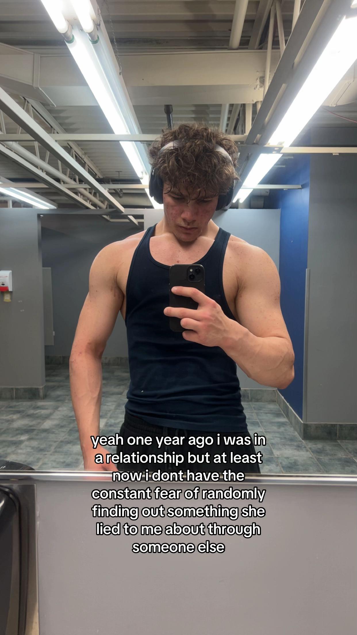 @damien𖣂