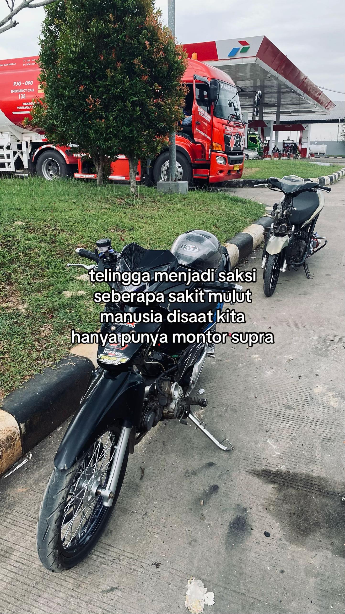 @๐๐๐จ๐ค๐ก๐ก๐ข๐๐ฎ๐ค—