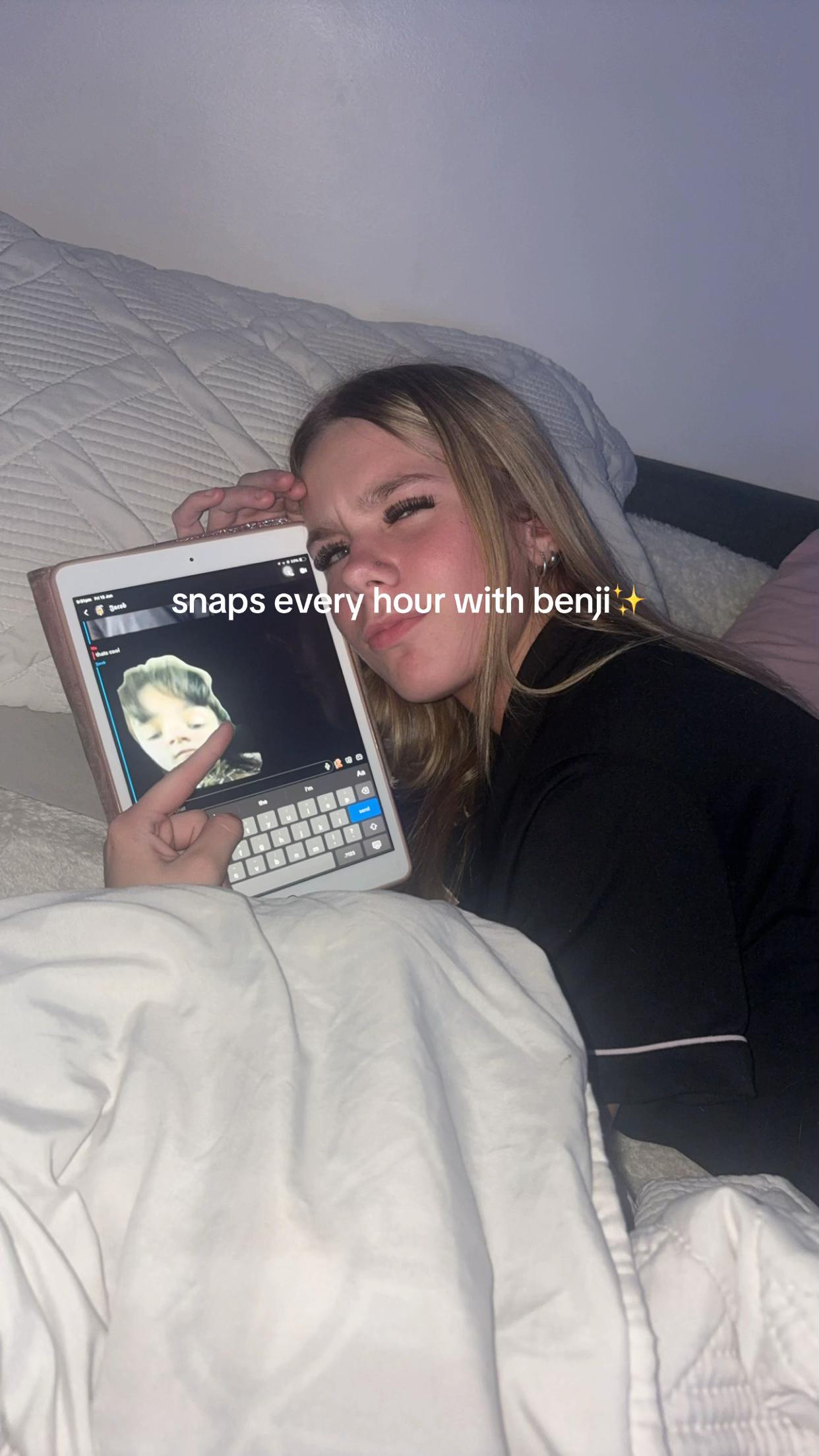 @𝒔𝒄𝒂𝒓𝒍𝒆𝒕𝒕
