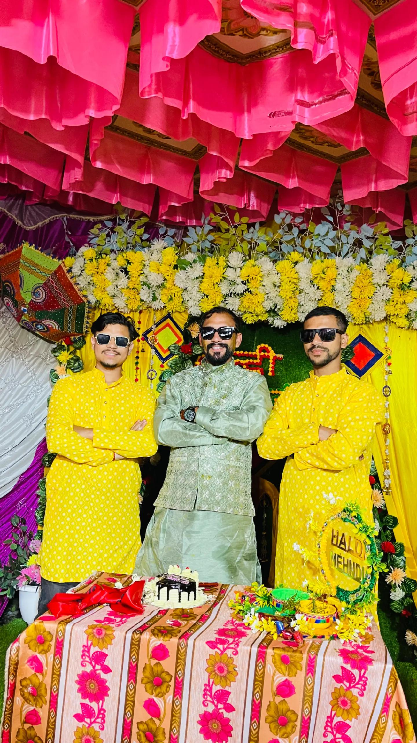 @Er.Dipesh Yadav👑💫