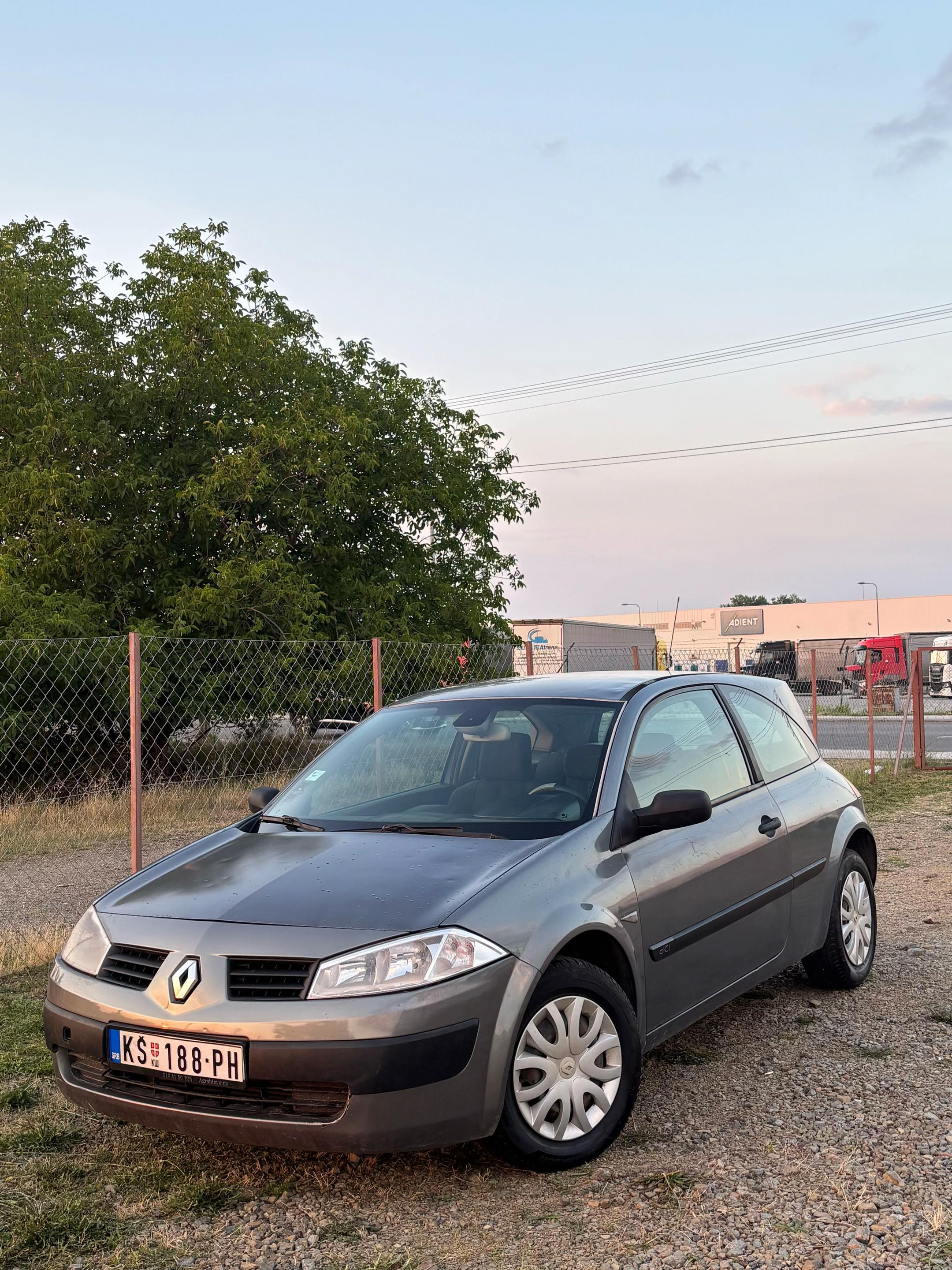 @Polovni_automobili_stolic