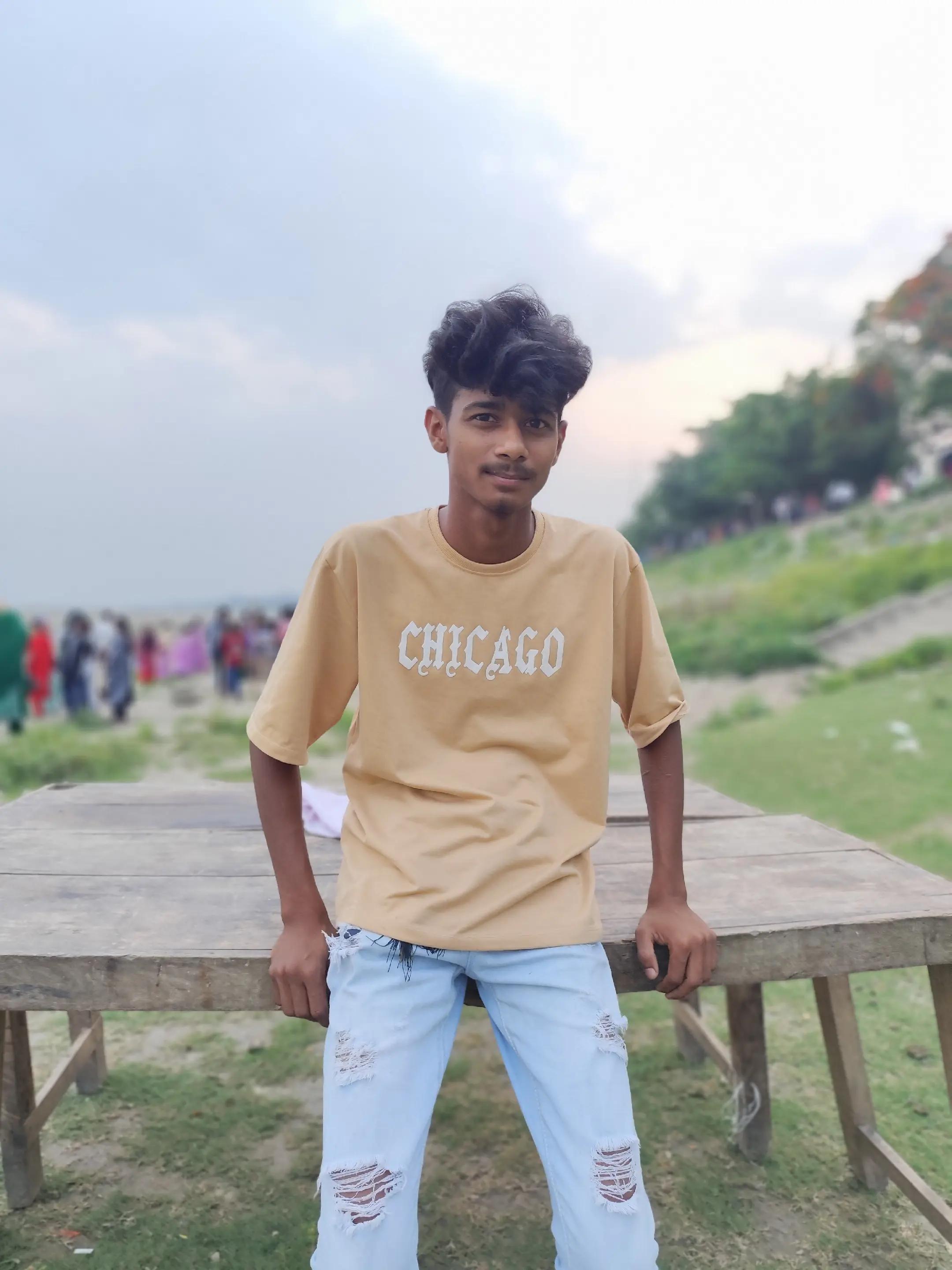 @,,😊লাকি ভাই🤭🥴