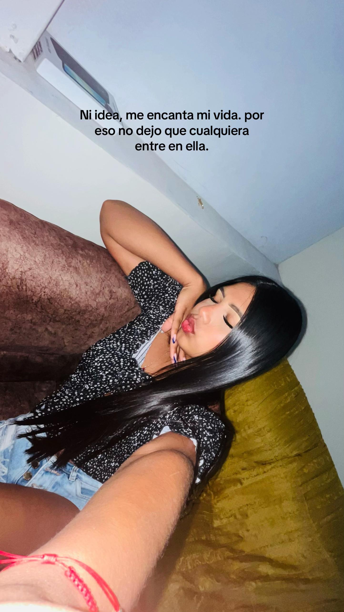 @𝓐𝓷𝓰𝓮𝓵𝓲𝓼.