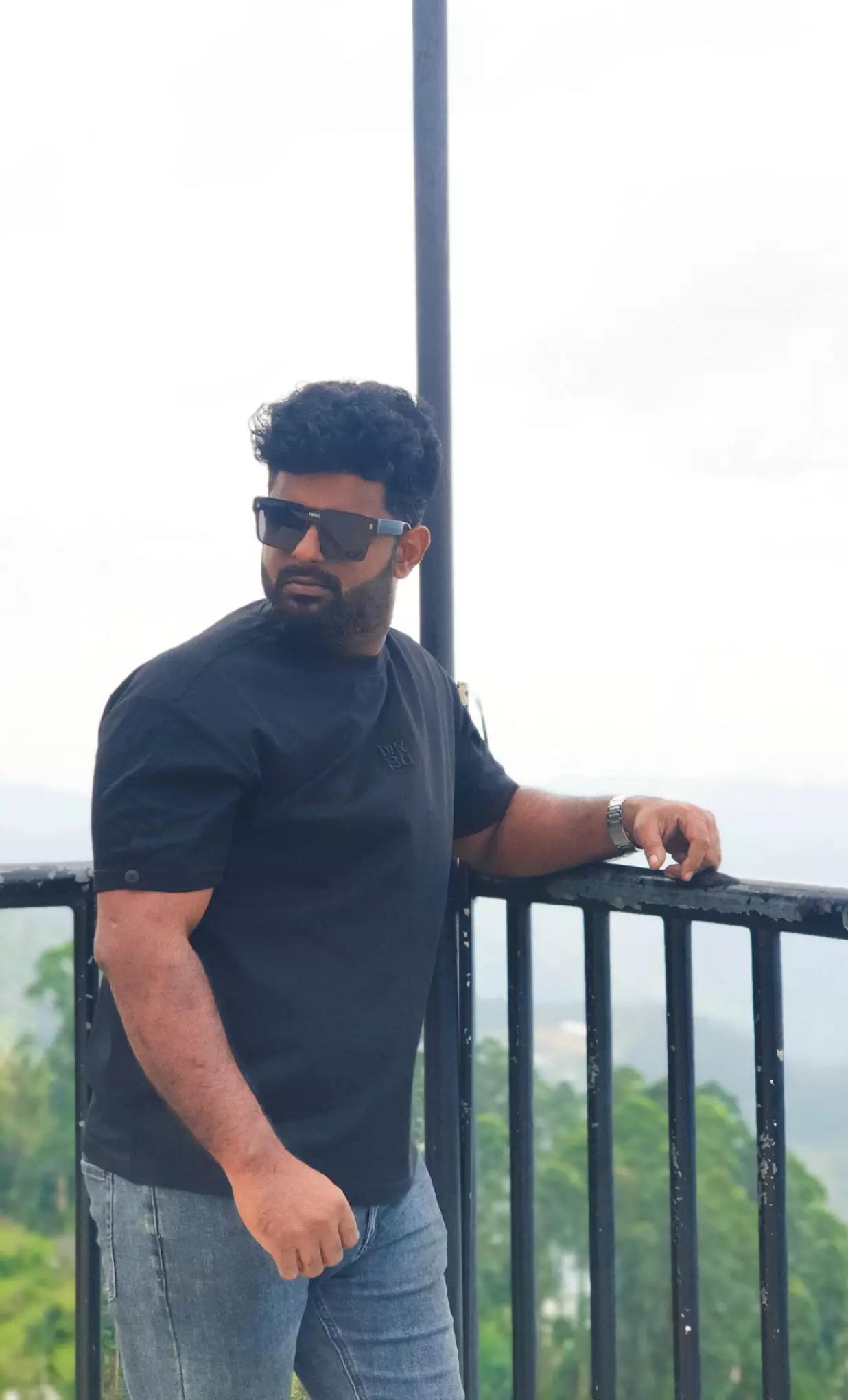 @Nimesh Weerapperuma