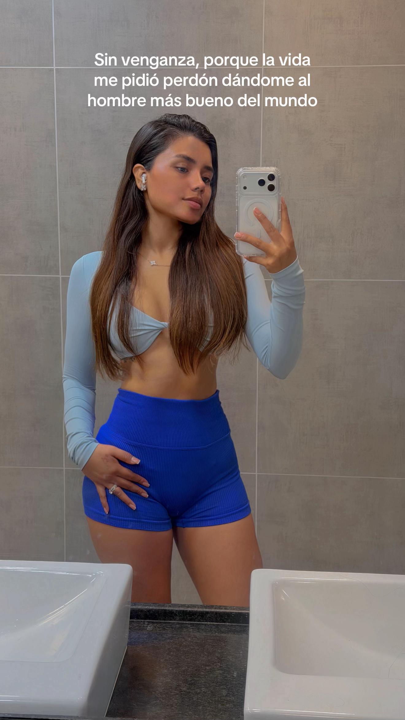 @Paola
