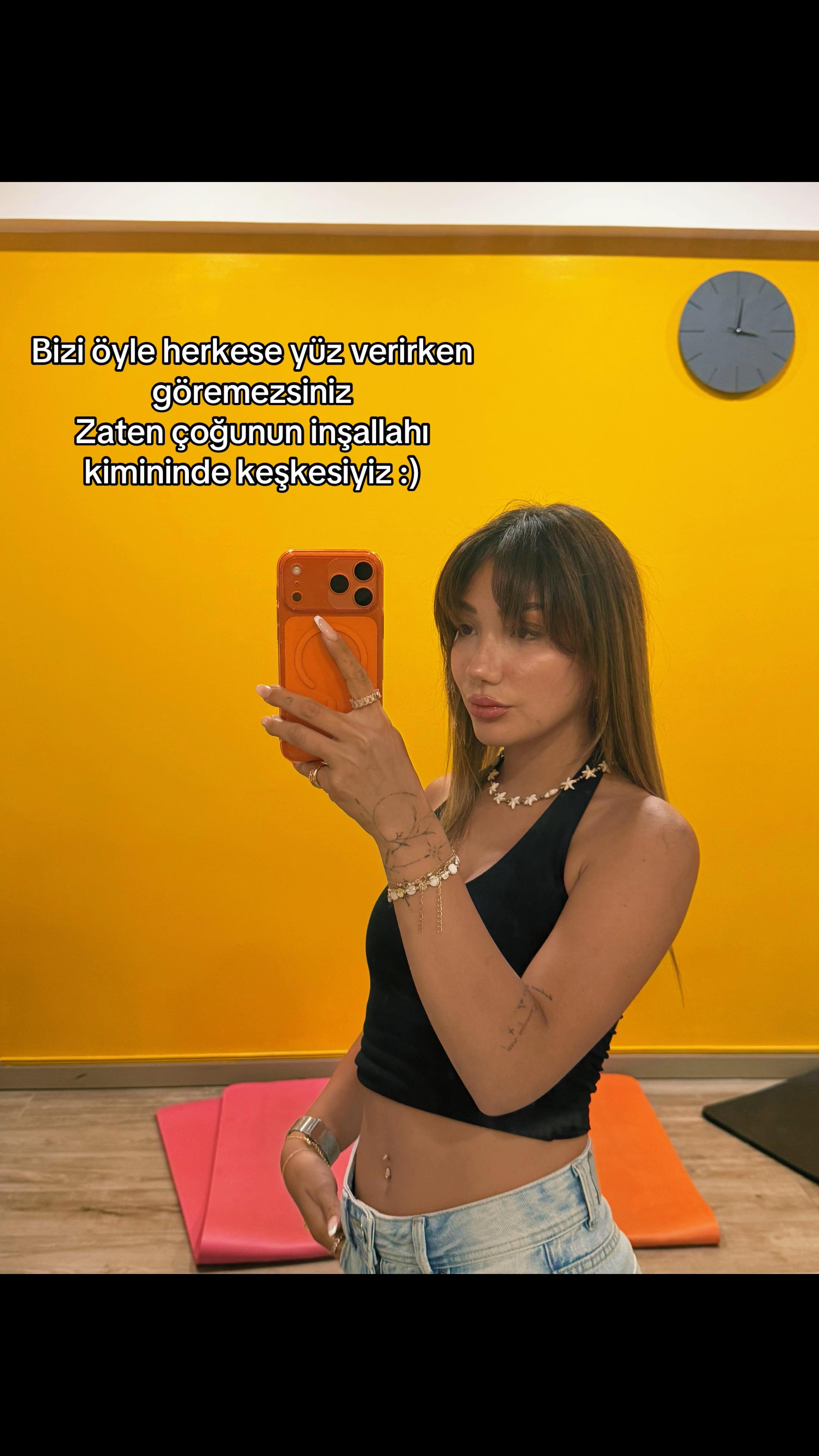@Busee_Atess1