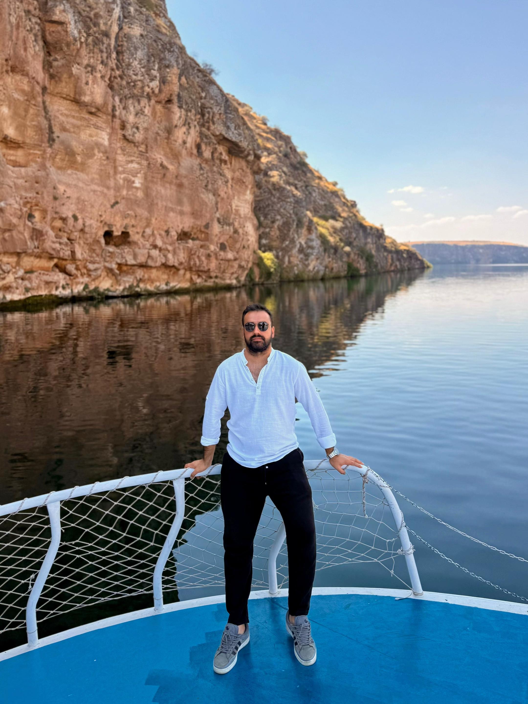 @turgutzeyrekk
