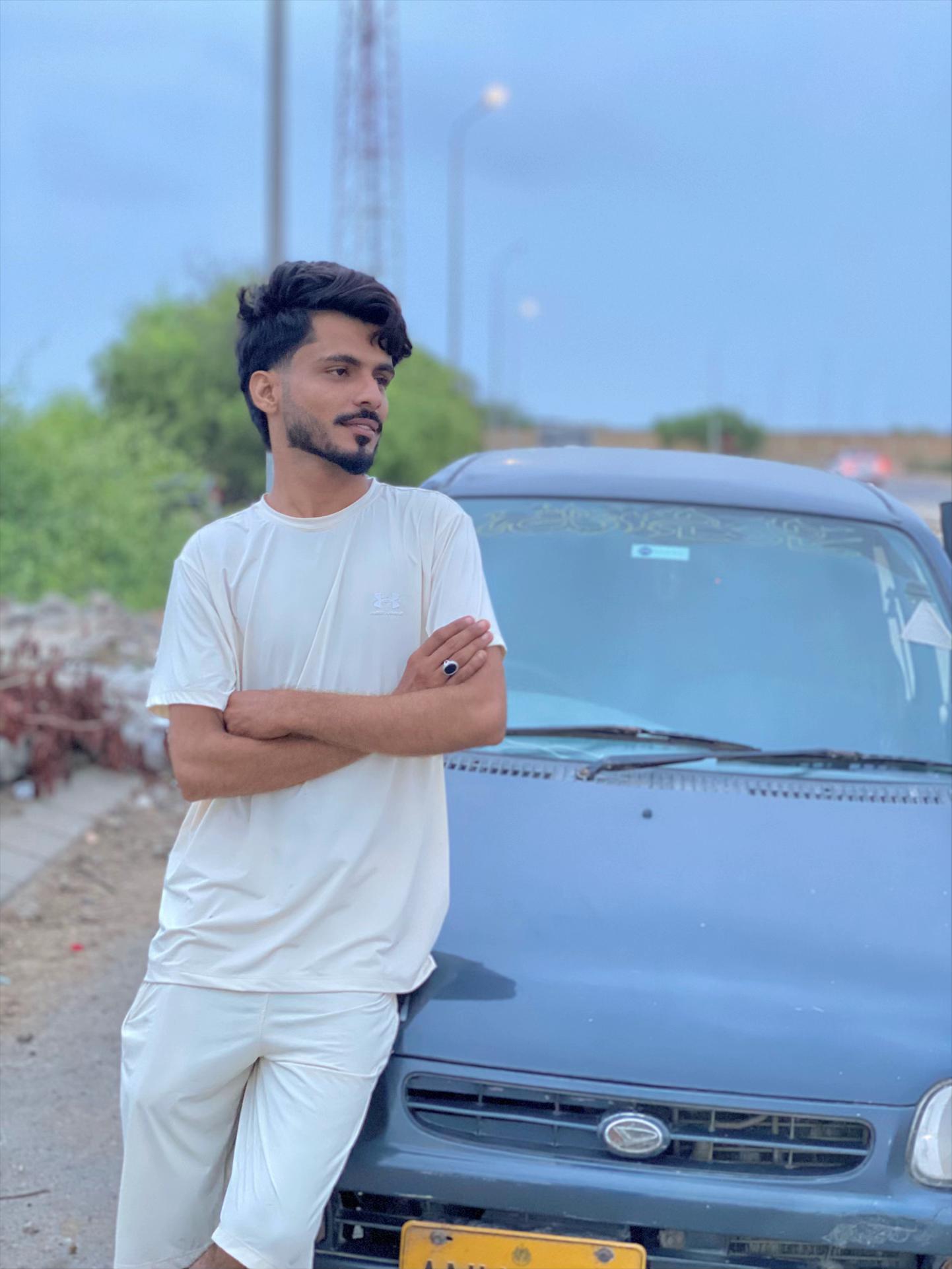 @MuنsiF Saرgaنi
