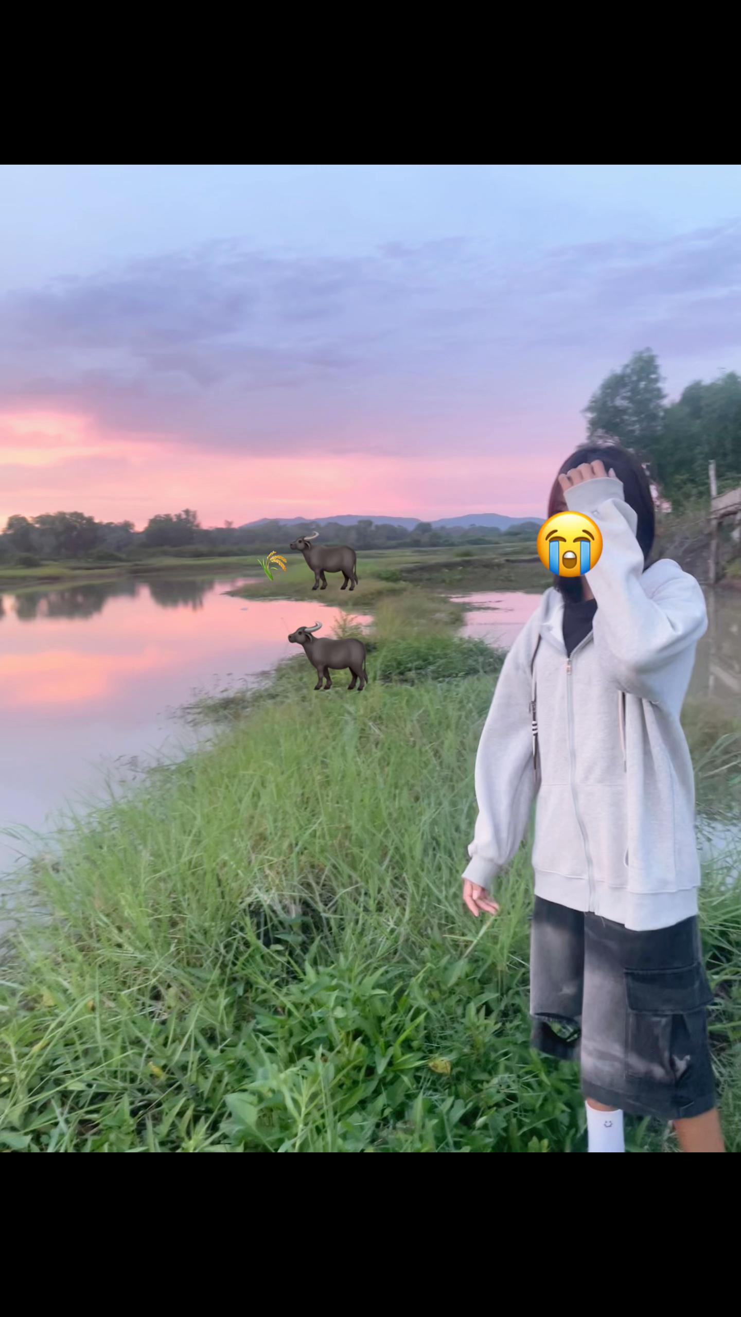 @បរិភោគផ្កាឈូក💅🙆♀️