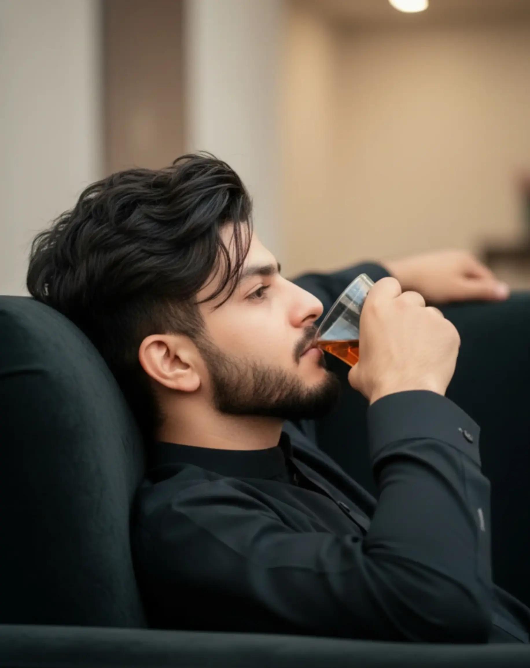 @نیا🦅زی