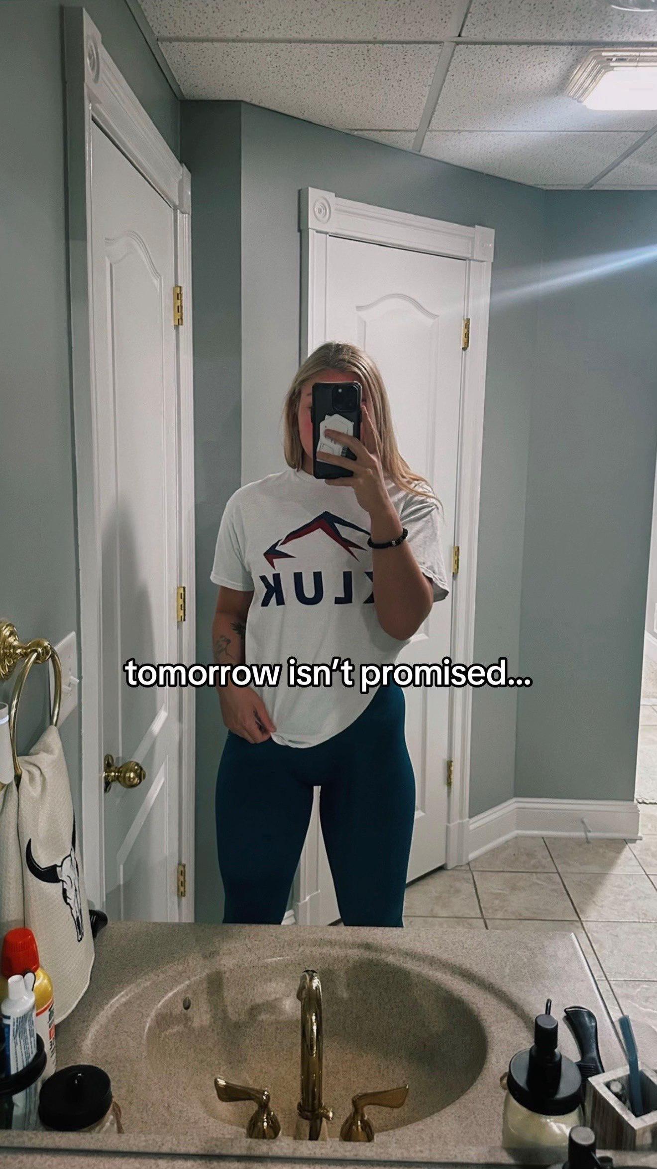 @Kansasblondii9