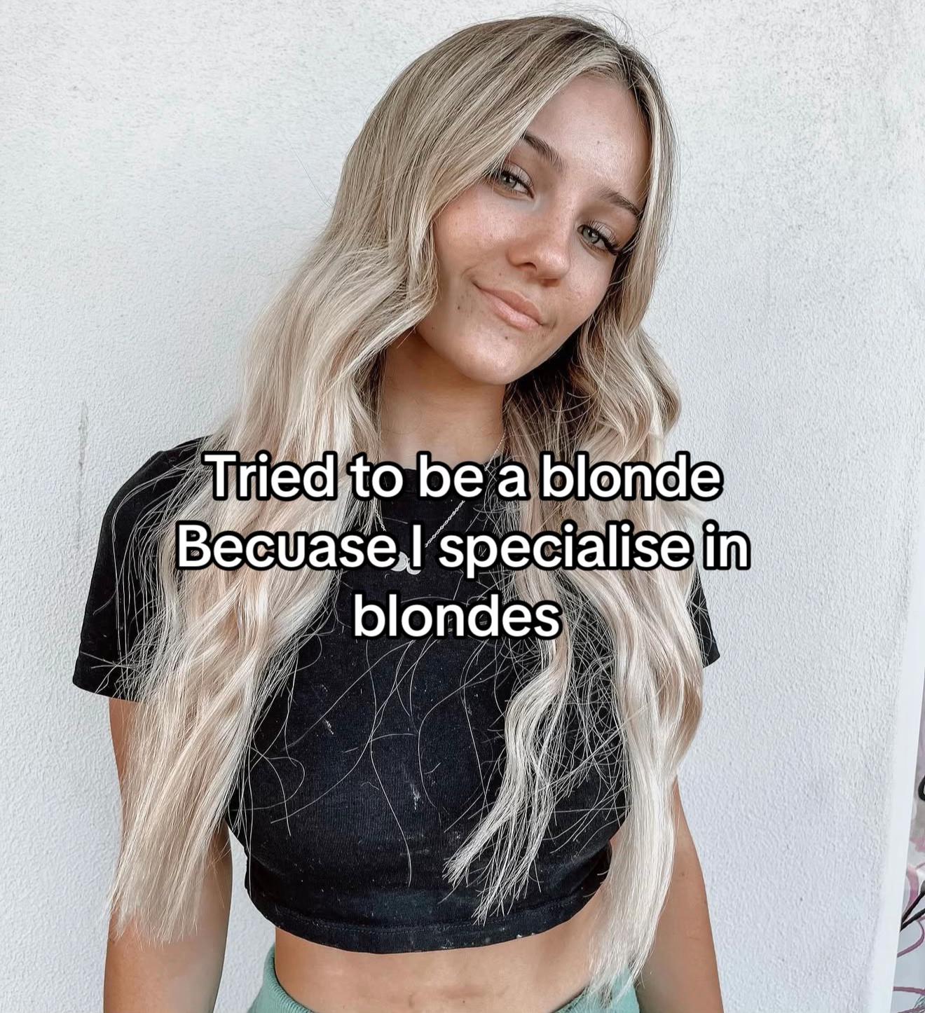 @Mialangleyhair