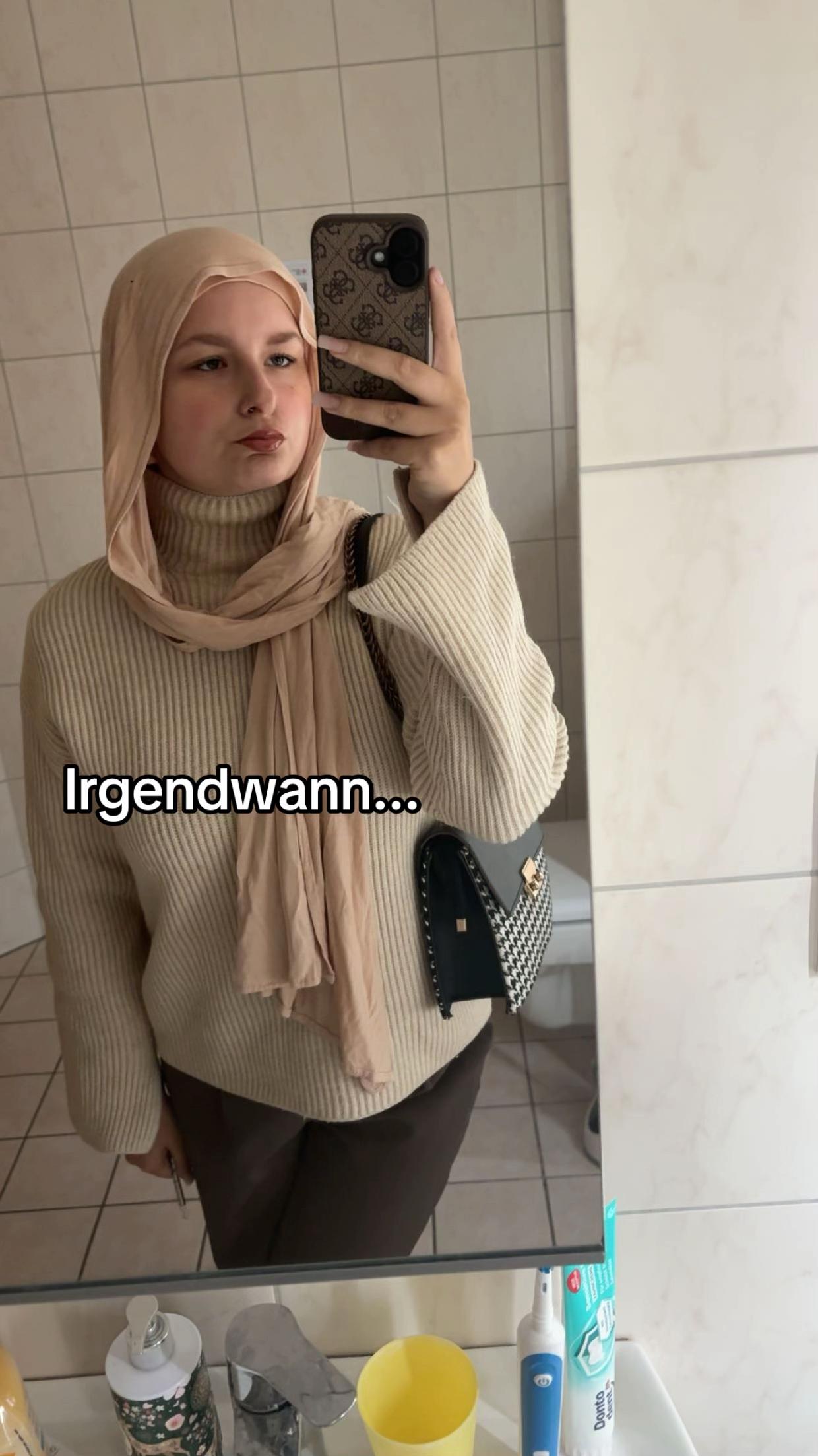@Queen