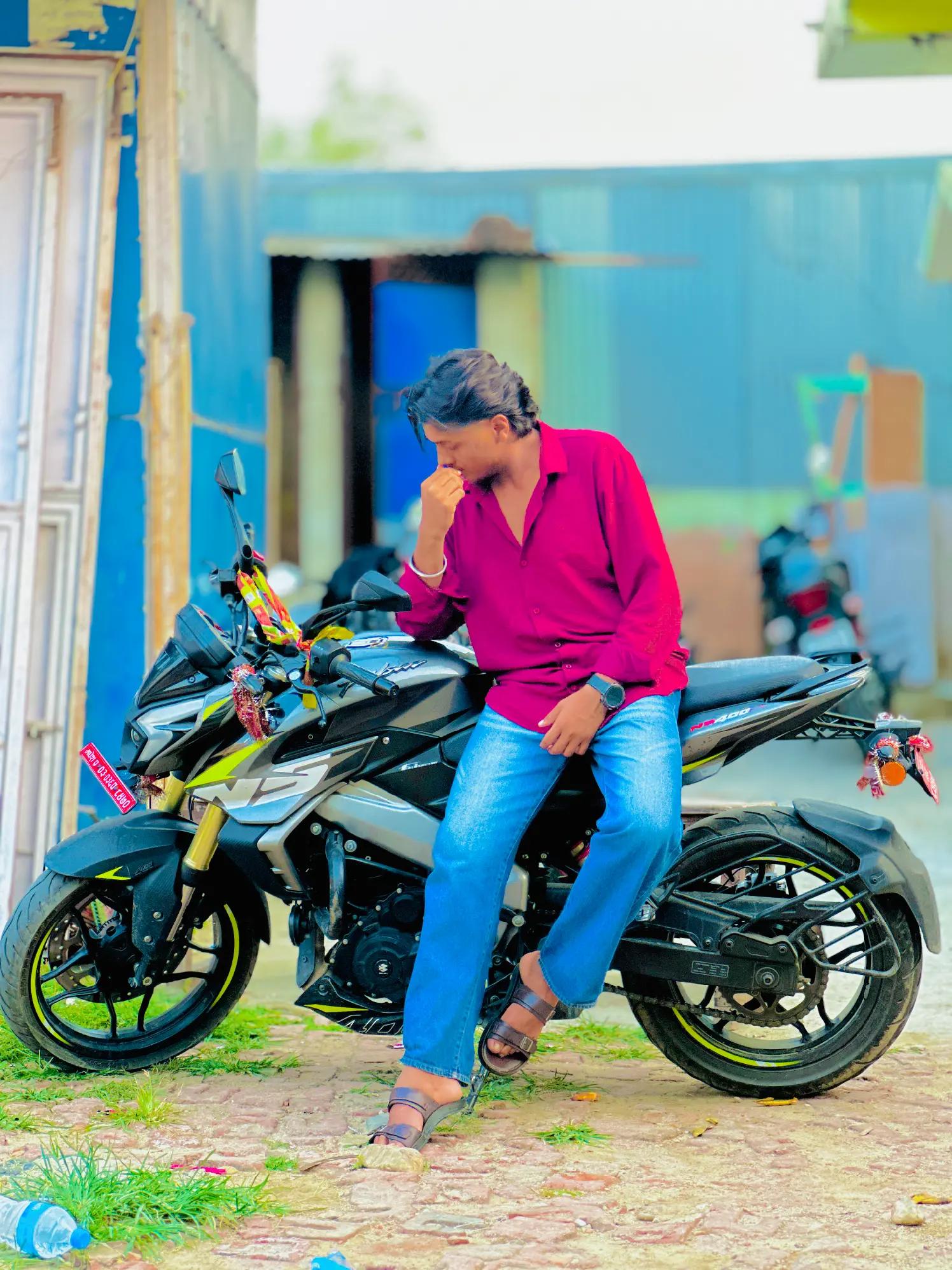@𝗠𝗿 𝗡𝗶𝗿𝗮𝗝 🐦