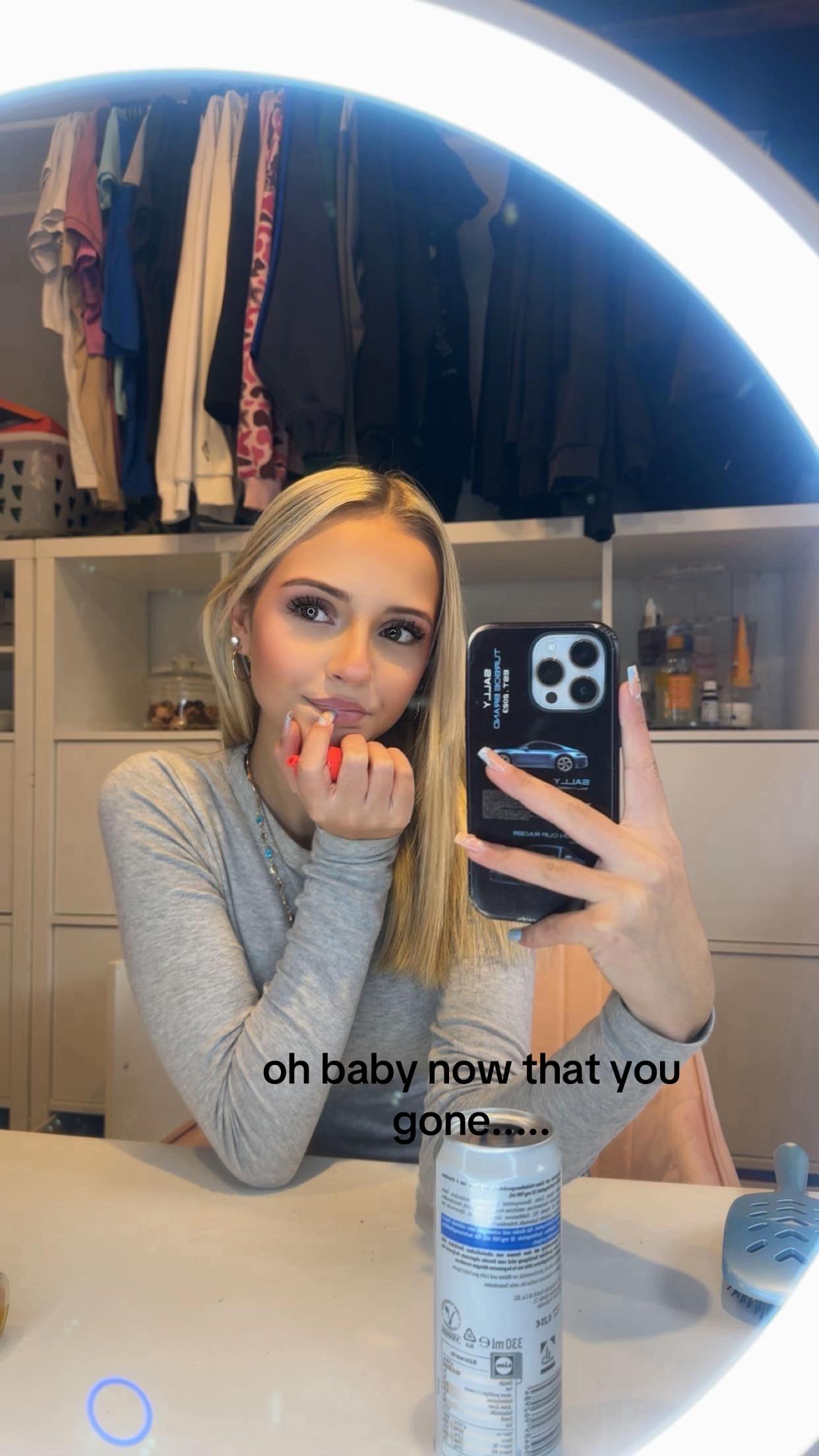 @𝒵