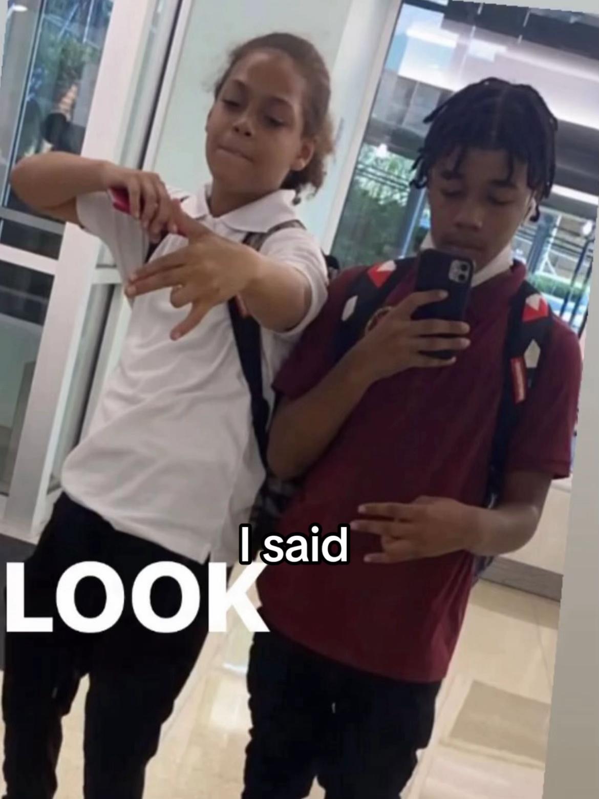 @๐ฉโด๐๐๐พ๐๏ธ