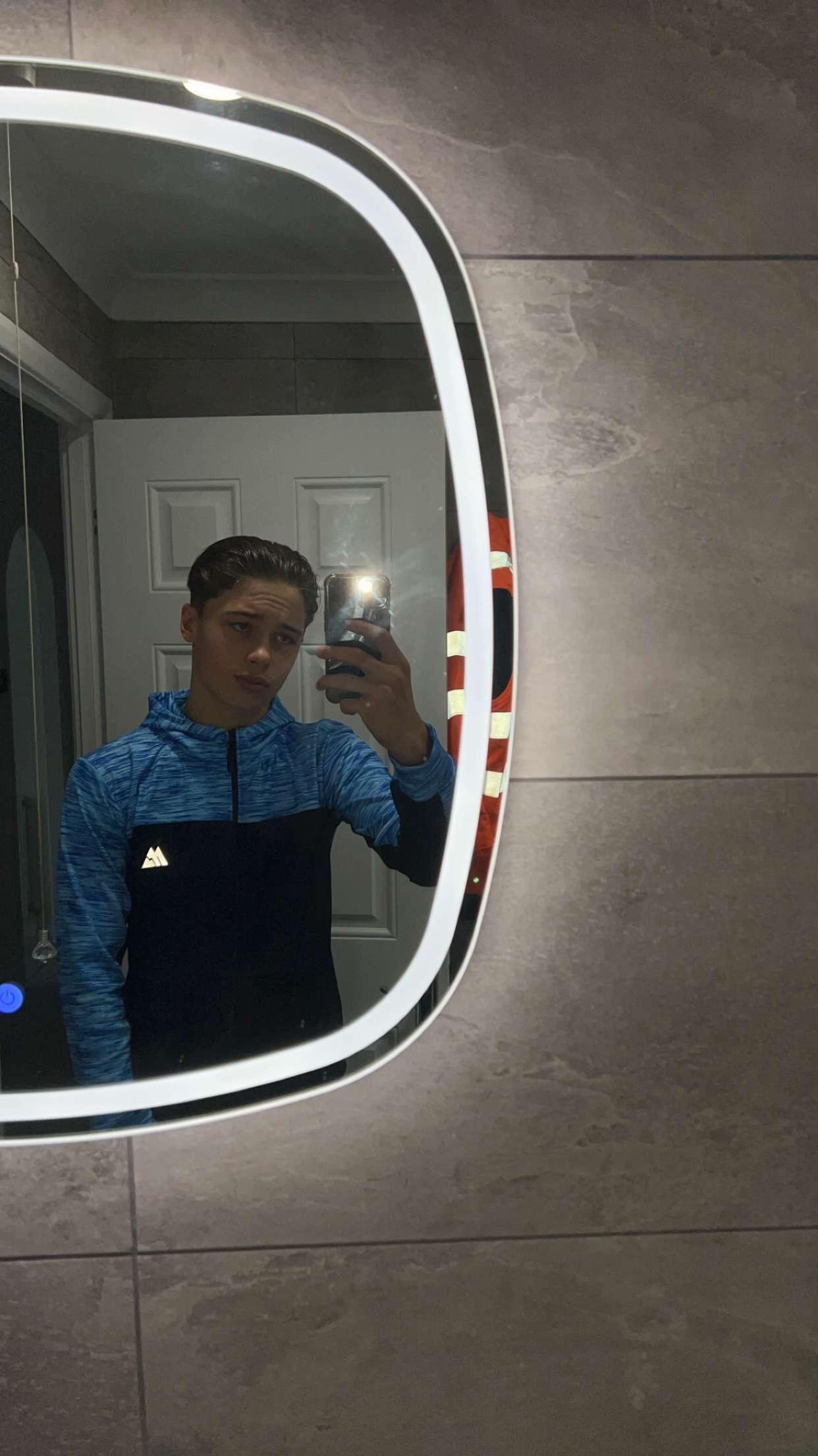 @M💫