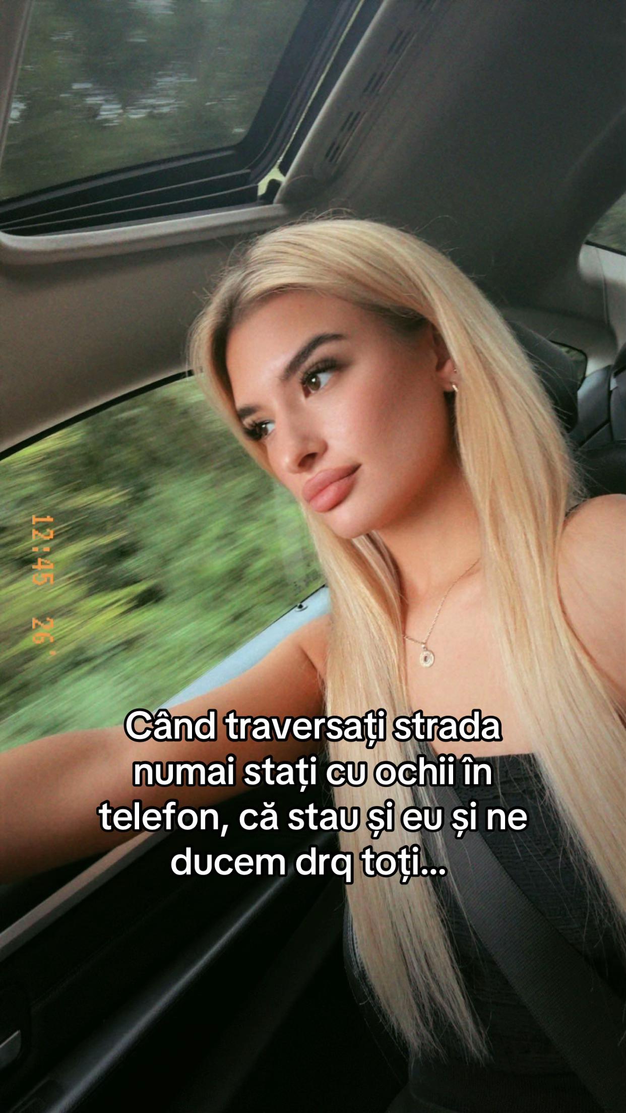 @alinaaaa_2211