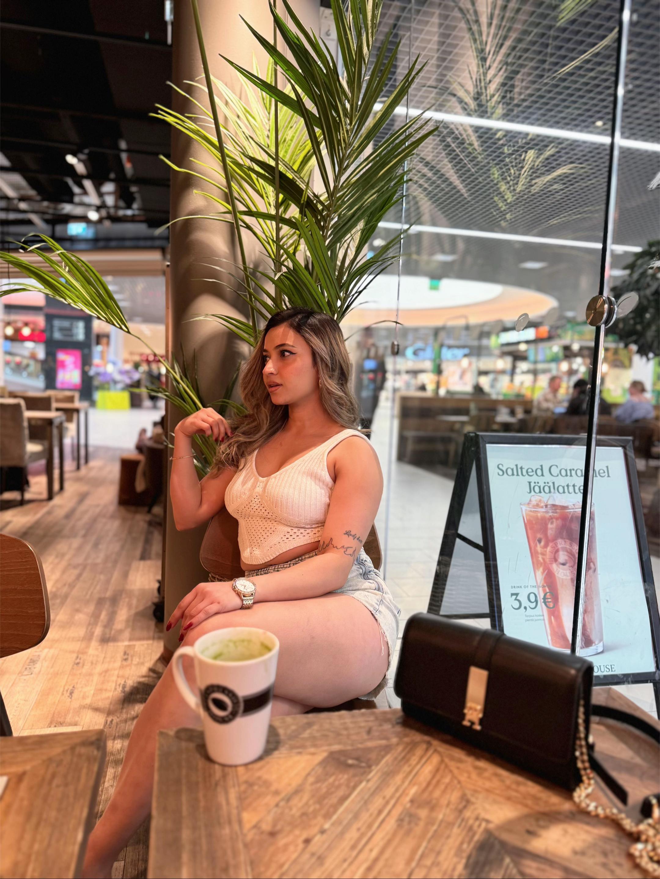 @bikita kandel 🔹