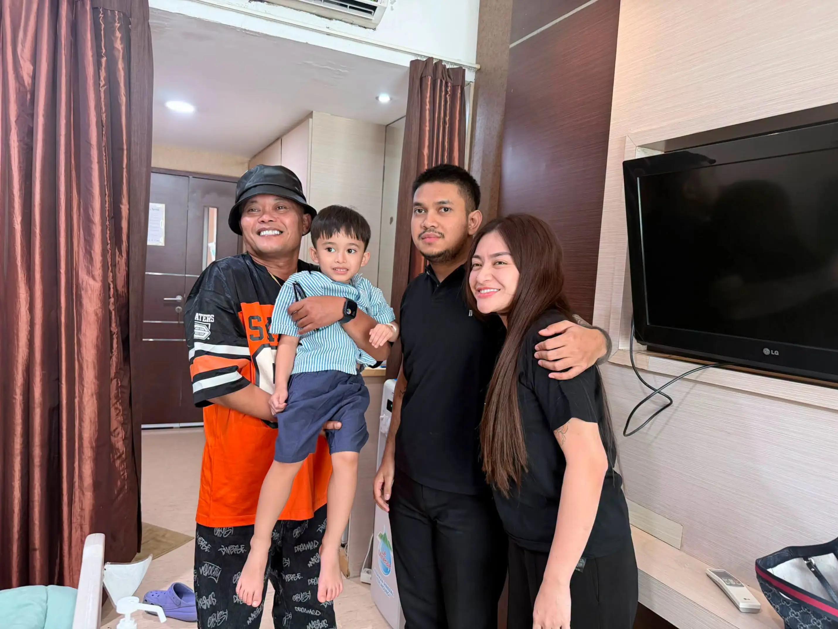 @Adzam Adriansyah Sutisna