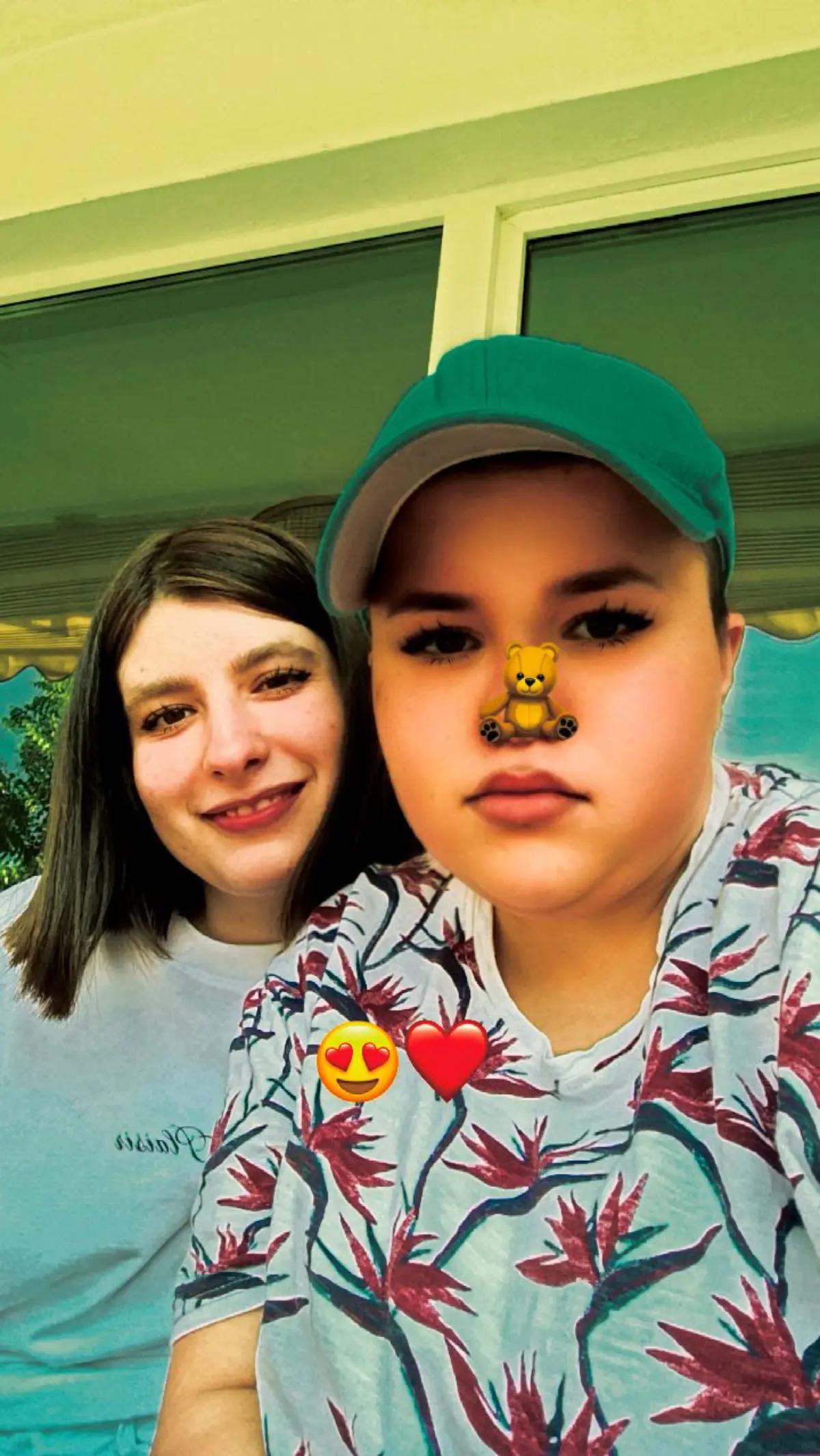 @Sad_happy