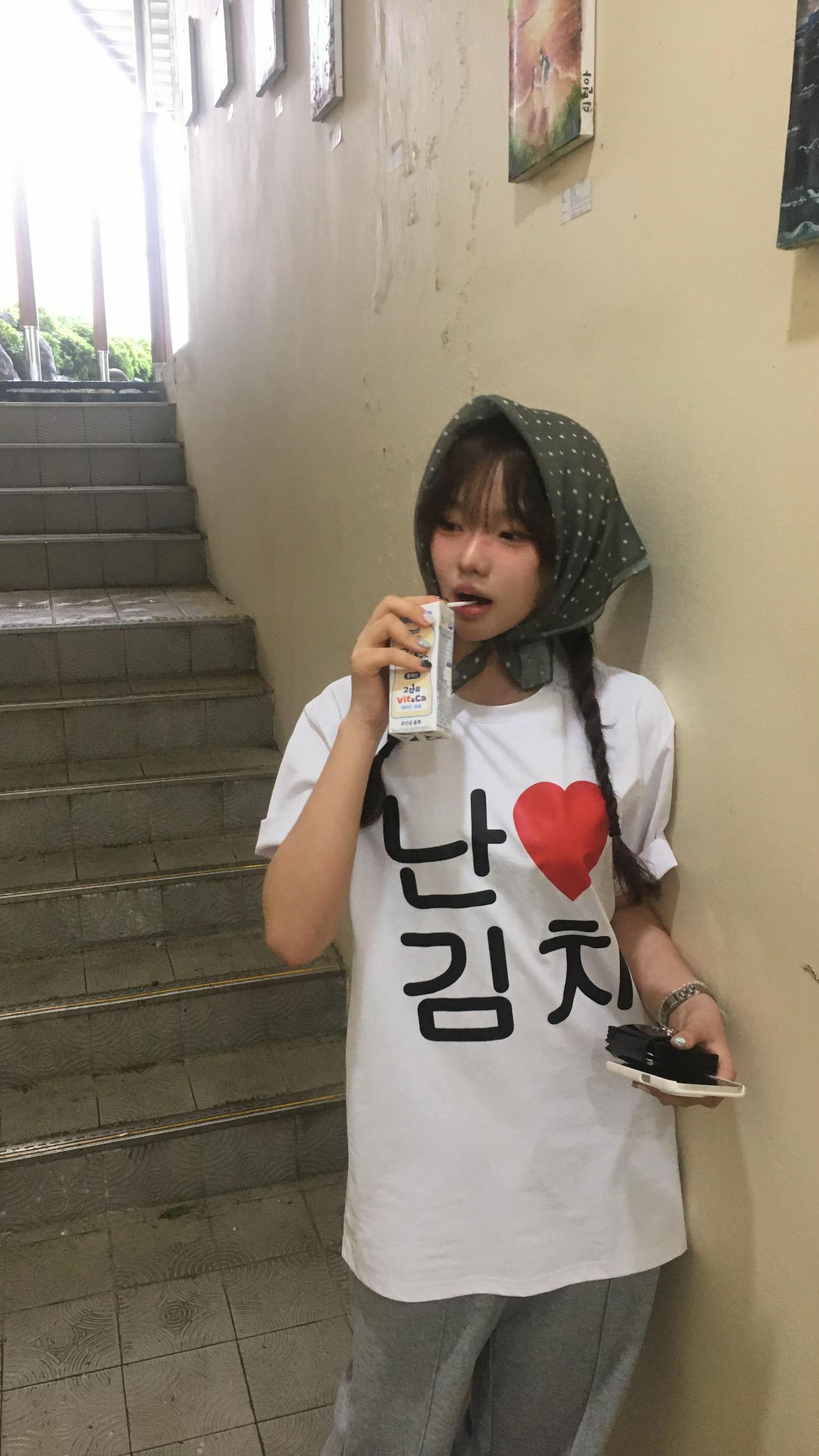 @v_oeo_v