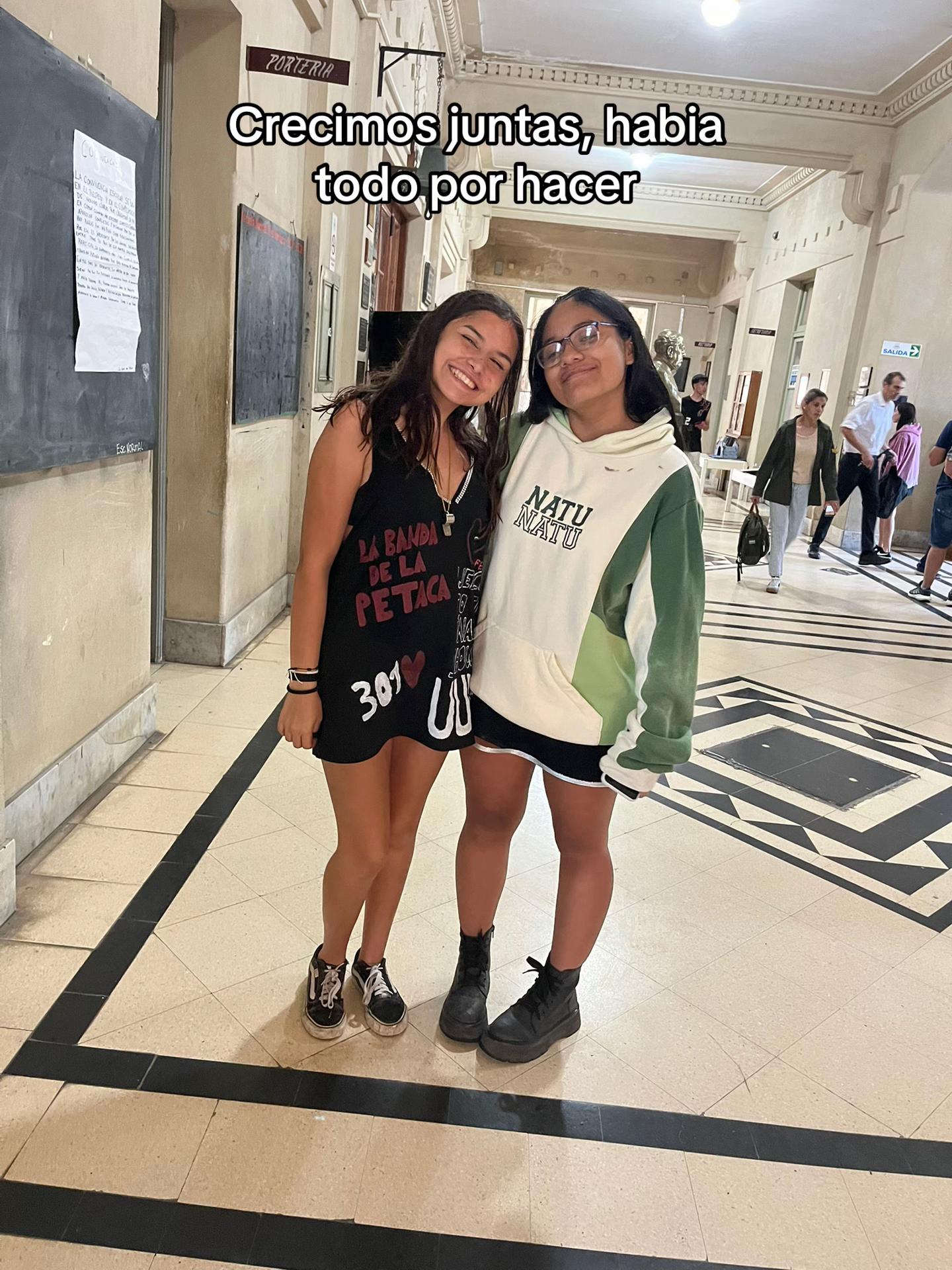 @Ari🖤