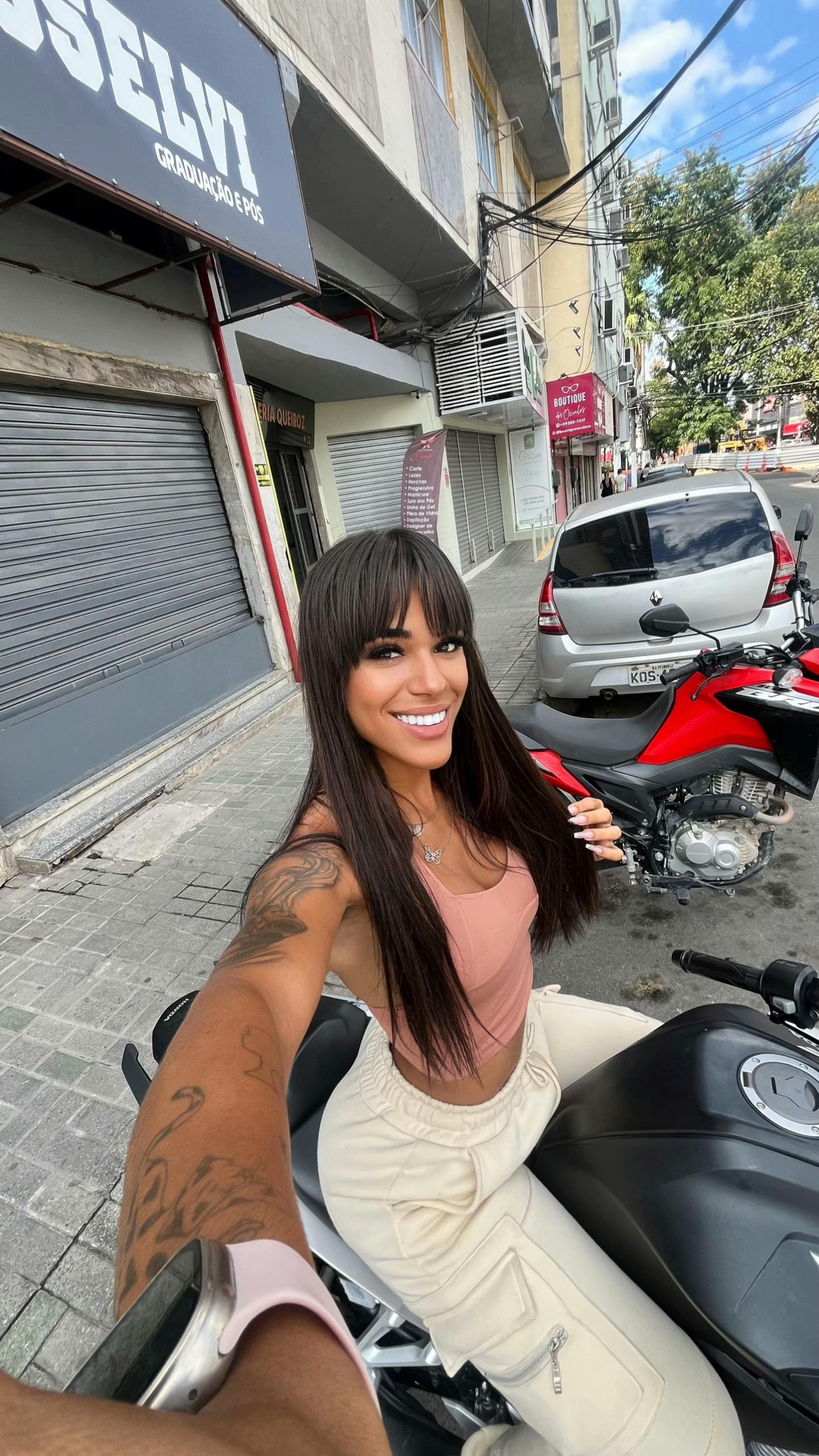 @rebecapacheco