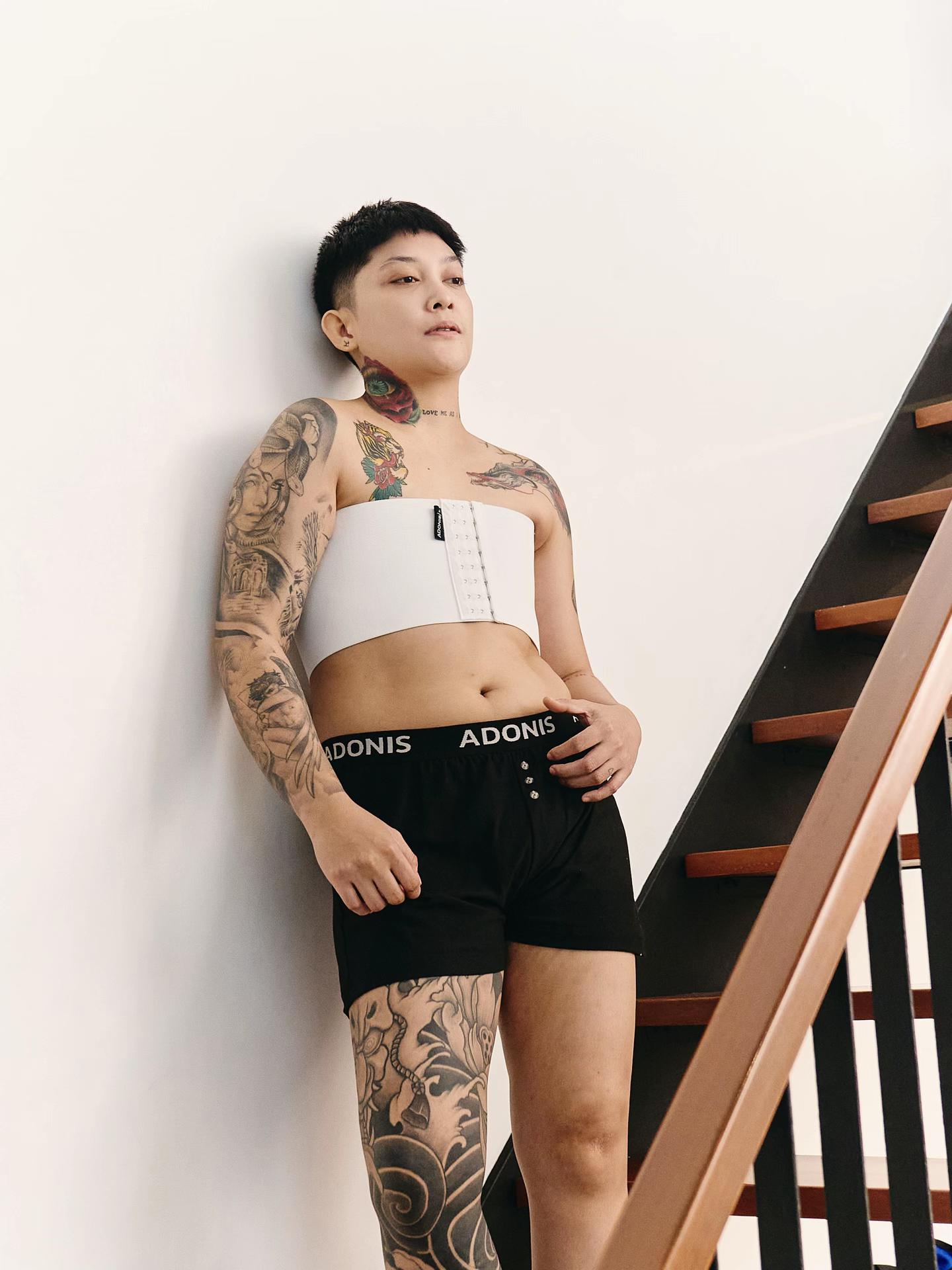 @Adonis Lesbian Philippines