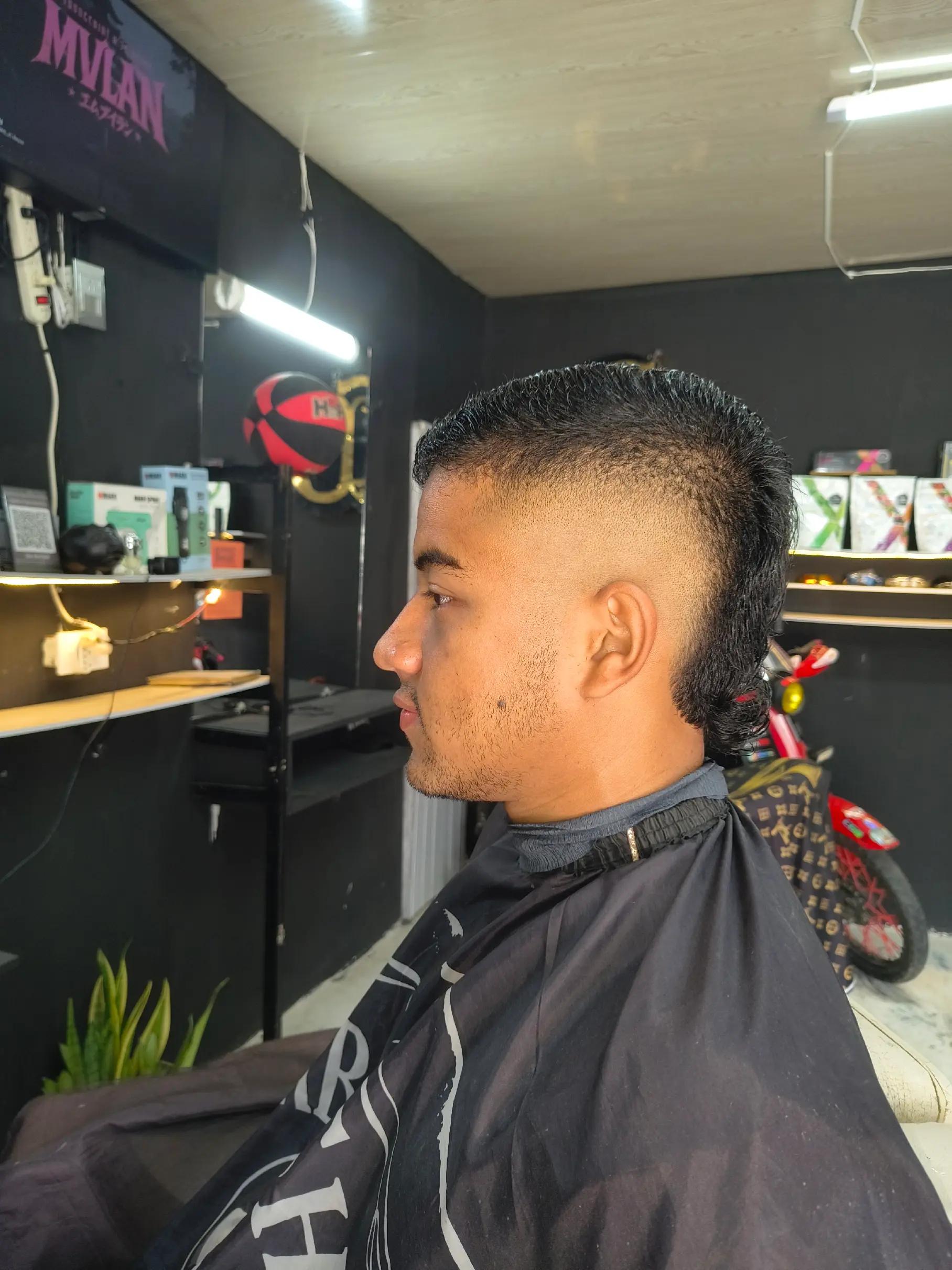 @Caandrews_Barber
