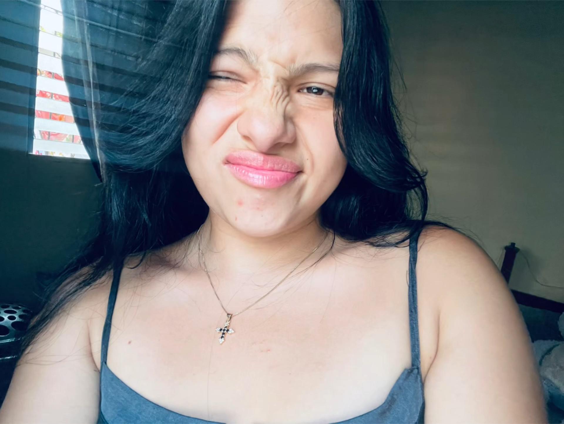 @Melissa C.⚡️🌸