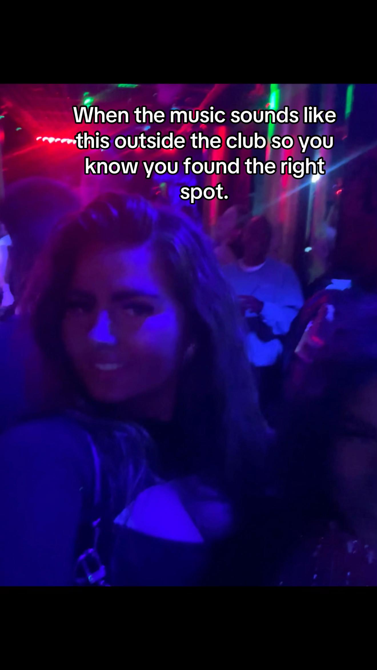 @Shes_backkkx